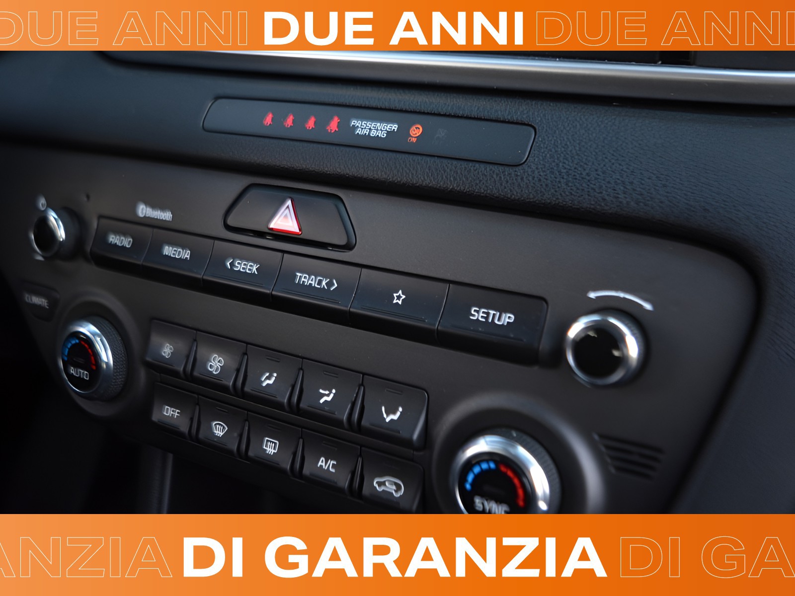 11 - Kia Sportage 1.6 ecogpl 126cv urban 2wd