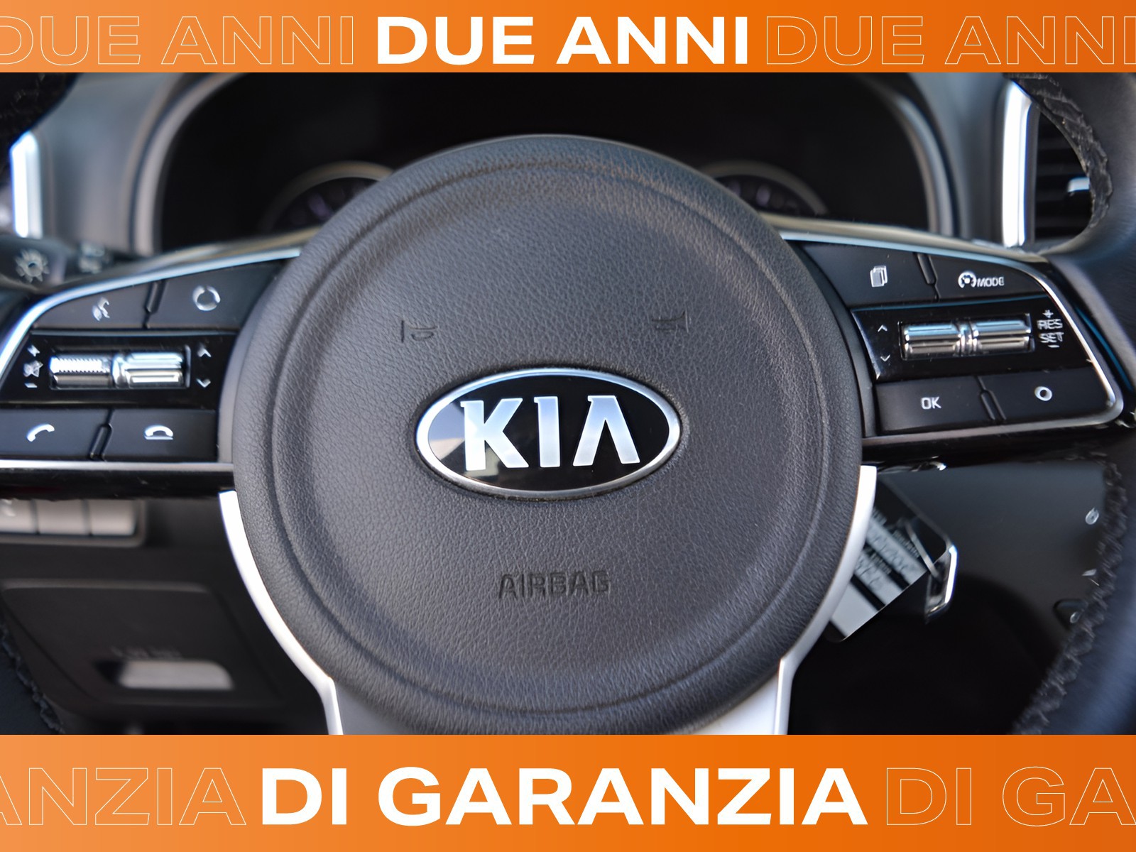 18 - Kia Sportage 1.6 ecogpl 126cv urban 2wd