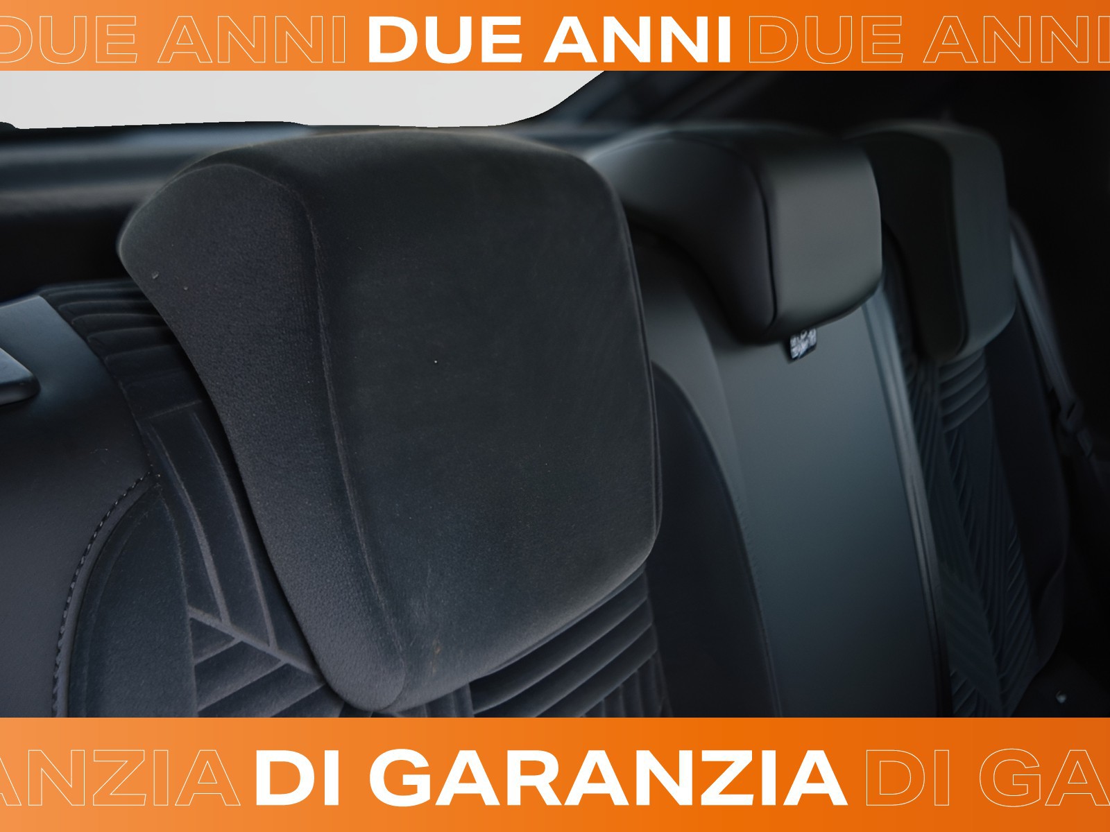 6 - Lancia Ypsilon 1.2 mhev 110cv lx e-dct