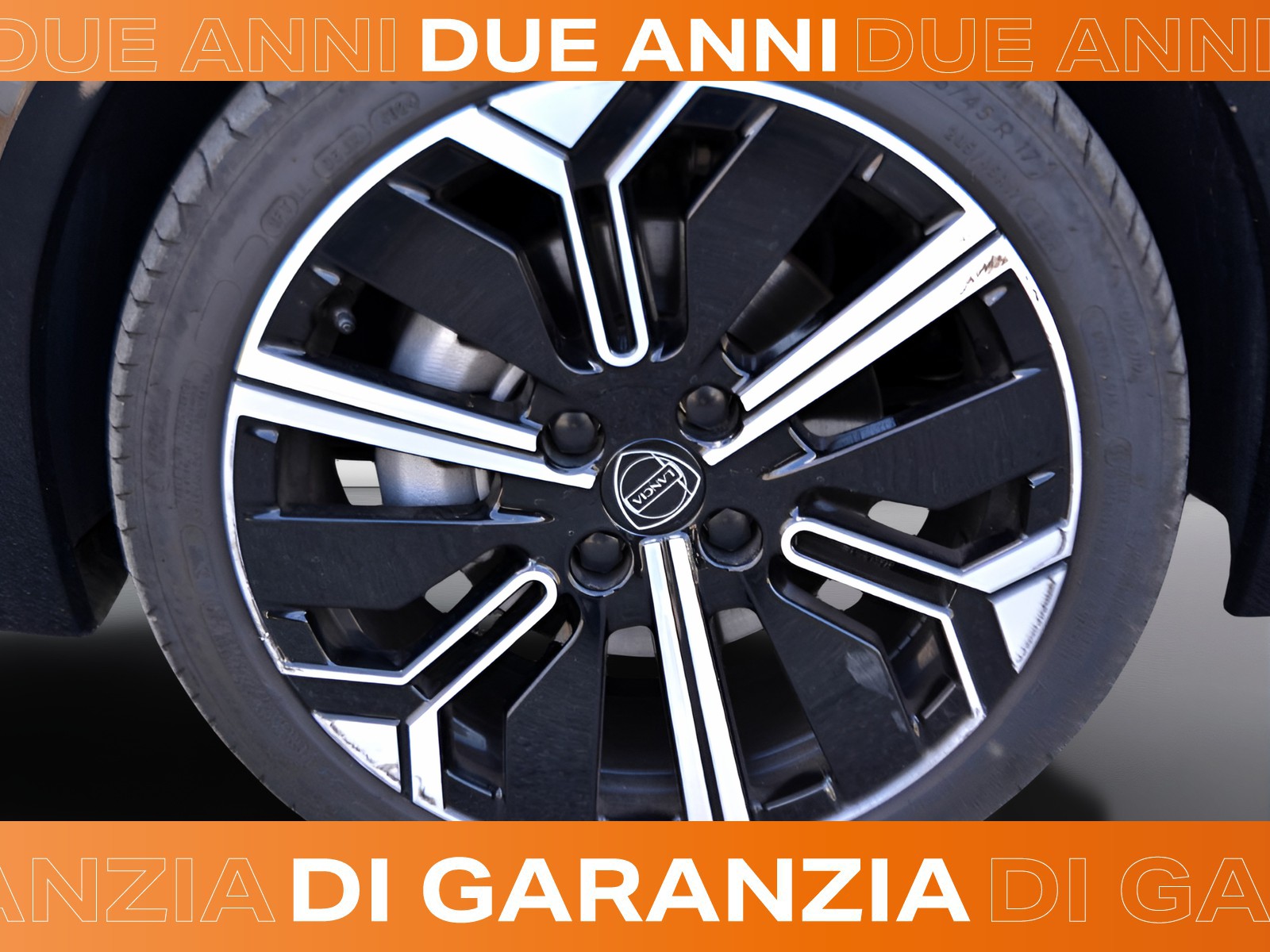 16 - Lancia Ypsilon 1.2 mhev 110cv lx e-dct