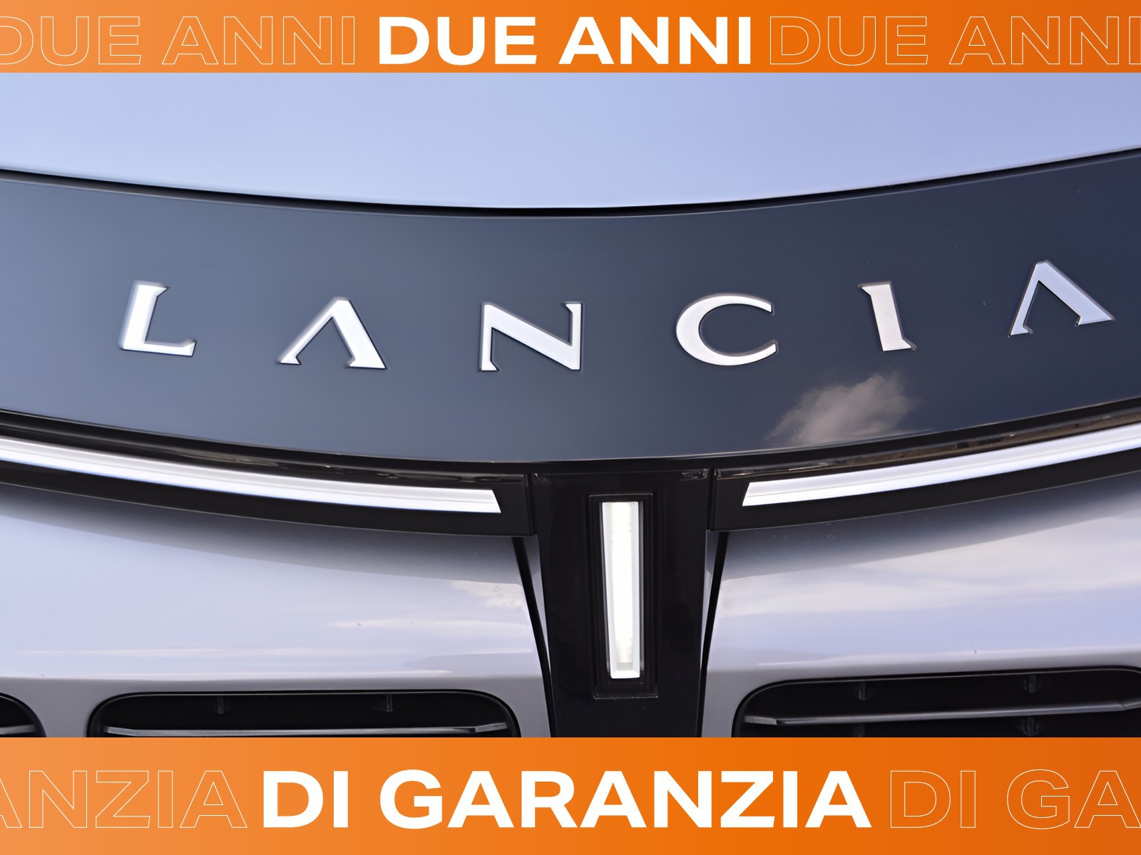 20 - Lancia Ypsilon 1.2 mhev 110cv lx e-dct