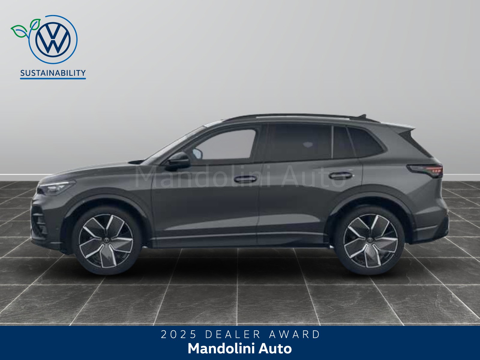 4 - Volkswagen Tiguan 1.5 etsi act 150cv r-line plus dsg