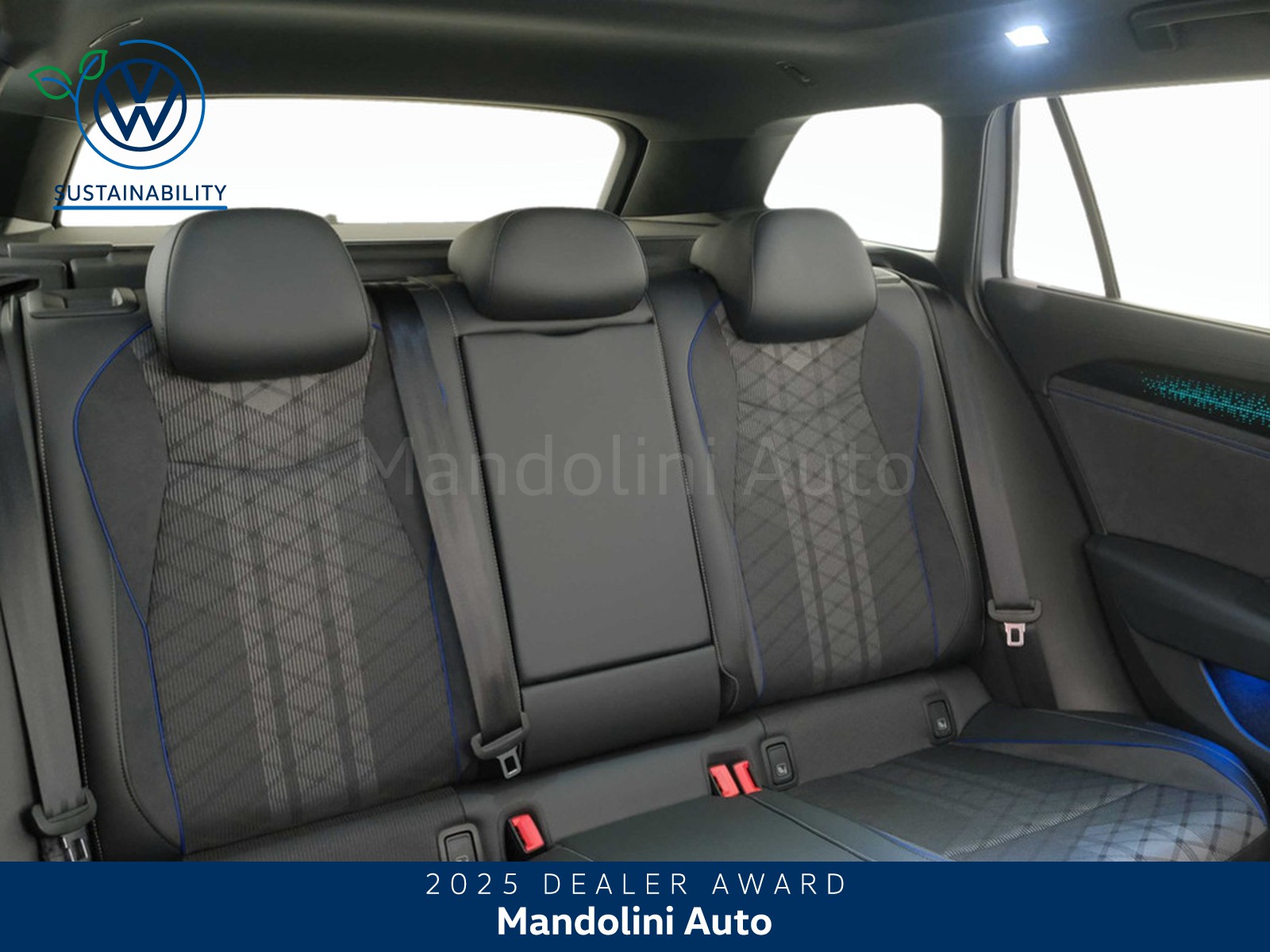 35 - Volkswagen Passat 1.5 etsi act 150cv r-line