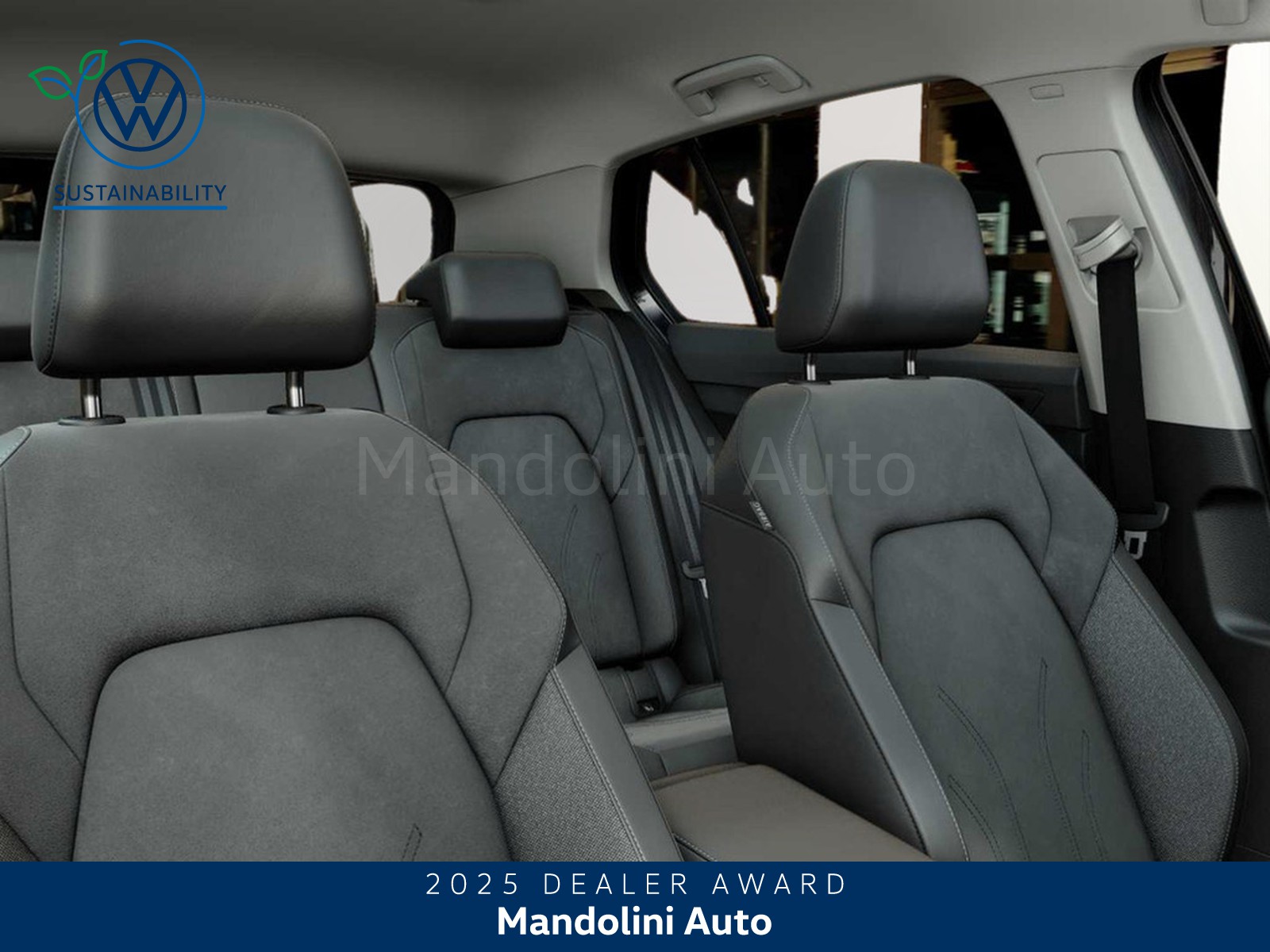 8 - Volkswagen Golf 1.5 tsi ehybrid 204cv edition plus dsg