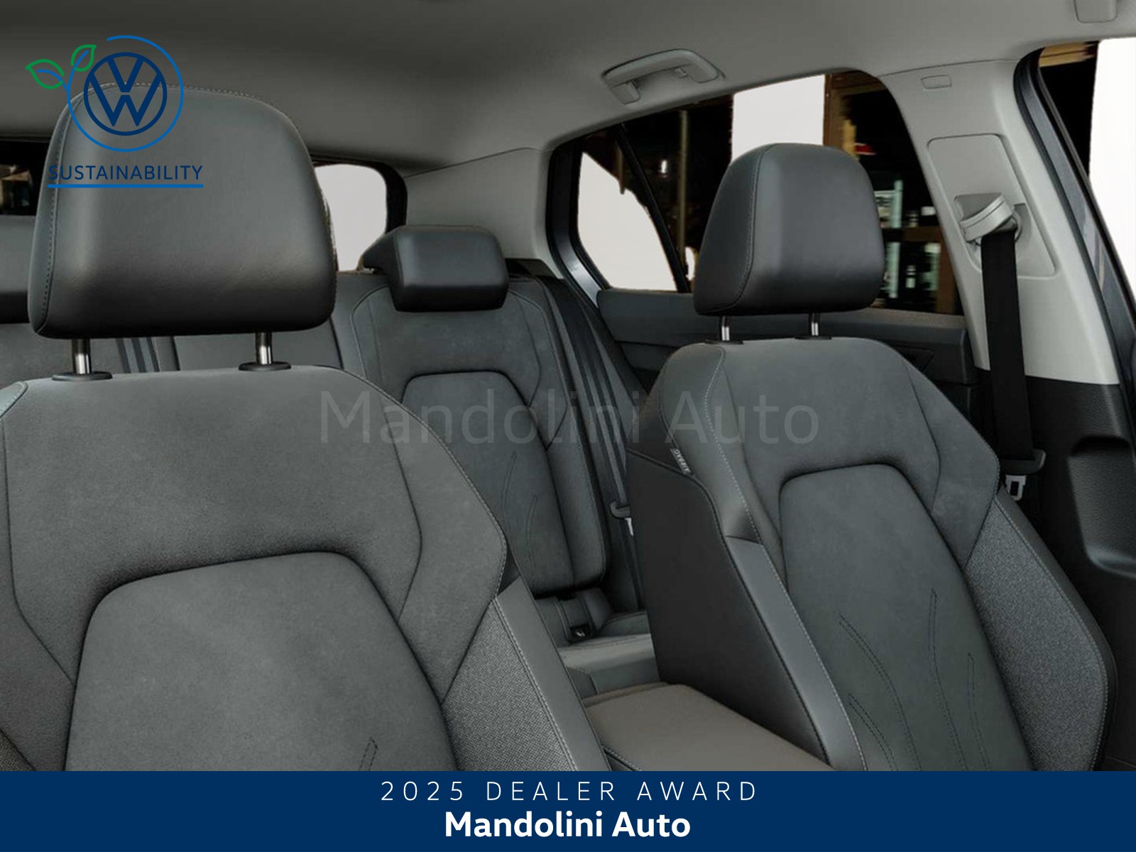 8 - Volkswagen Golf 1.5 tsi ehybrid 204cv edition plus dsg