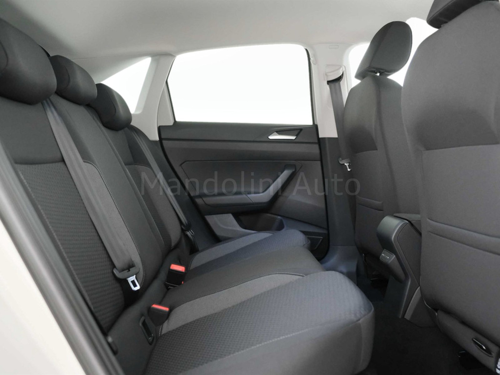 9 - Volkswagen Taigo 1.0 tsi 115cv edition plus