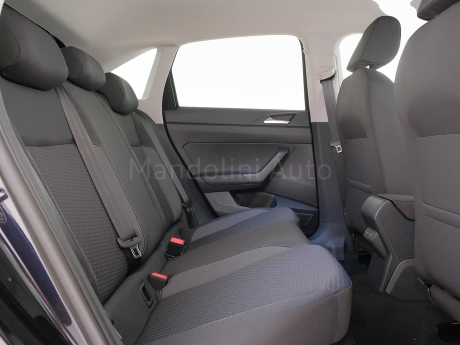 9 - Volkswagen Taigo 1.0 tsi 115cv edition plus