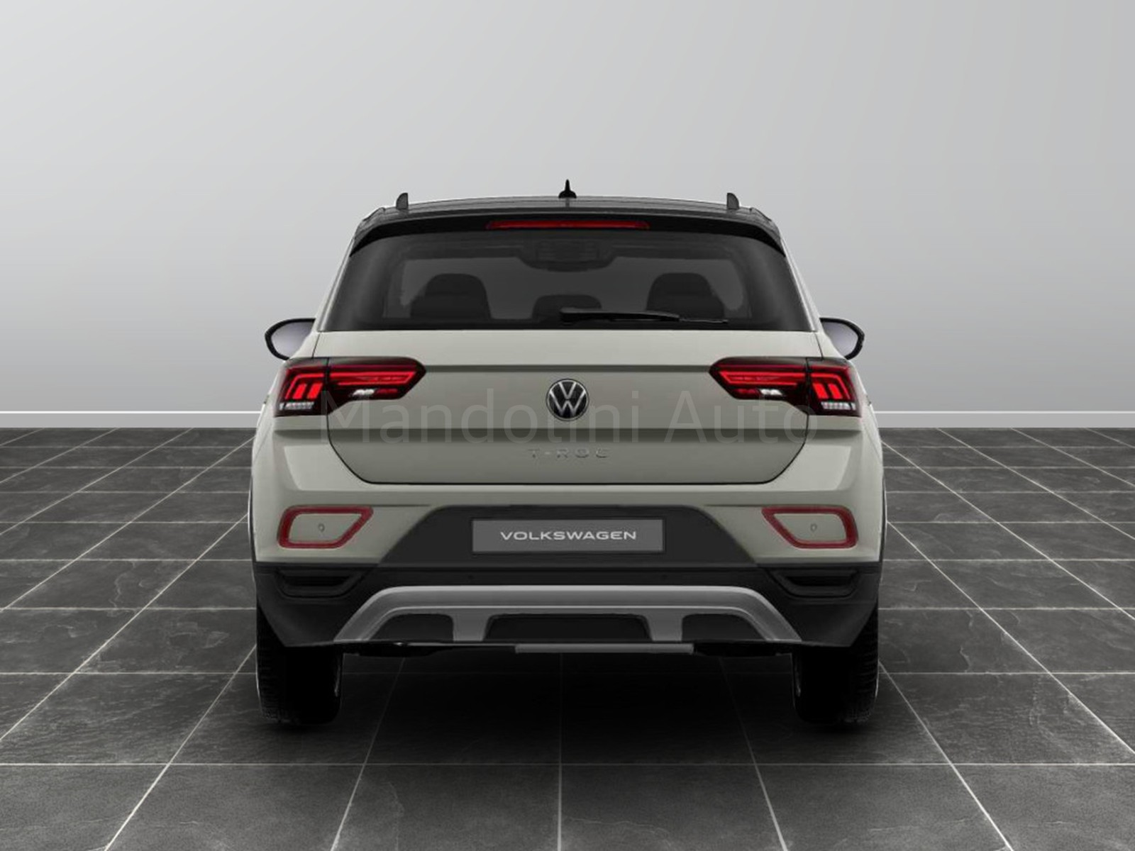4 - Volkswagen T-Roc 2.0 tdi scr 115cv sport