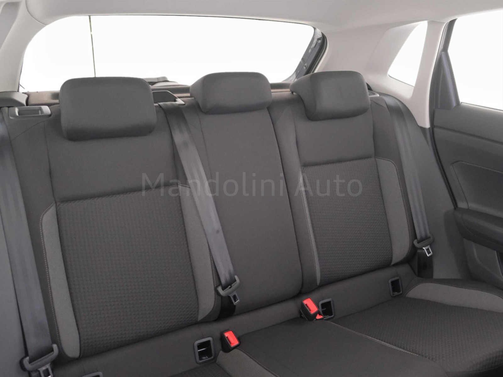 34 - Volkswagen Polo 1.0 evo 80cv edition plus