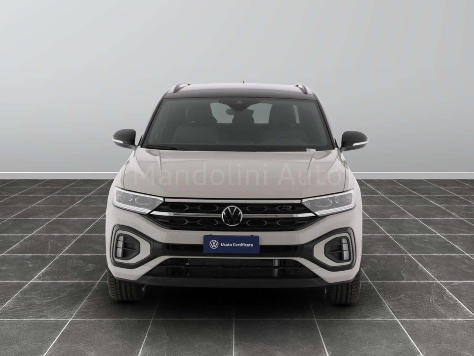 4 - Volkswagen T-Roc 2.0 tdi scr 115cv r-line plus