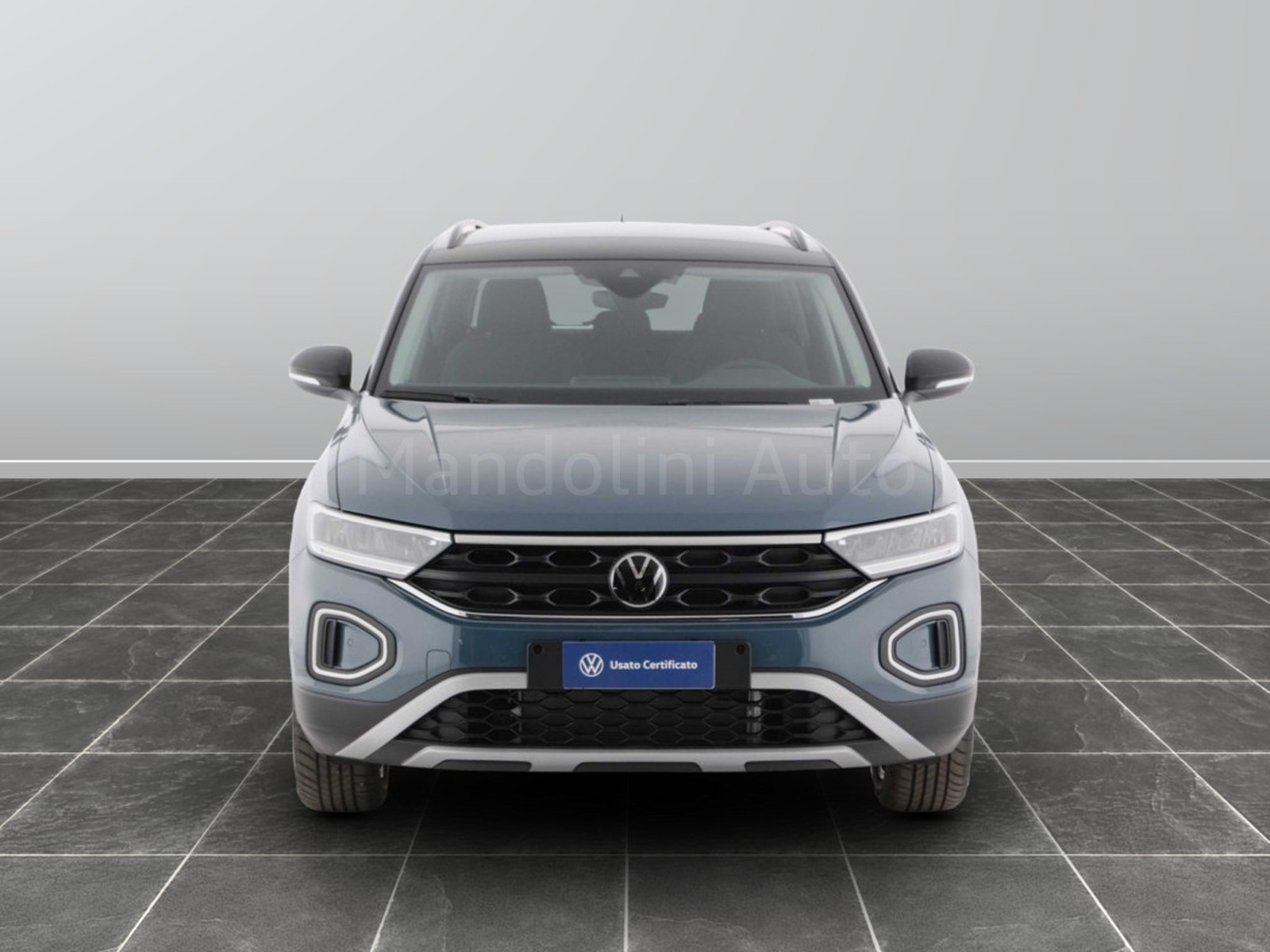 4 - Volkswagen T-Roc 1.0 tsi 115cv sport