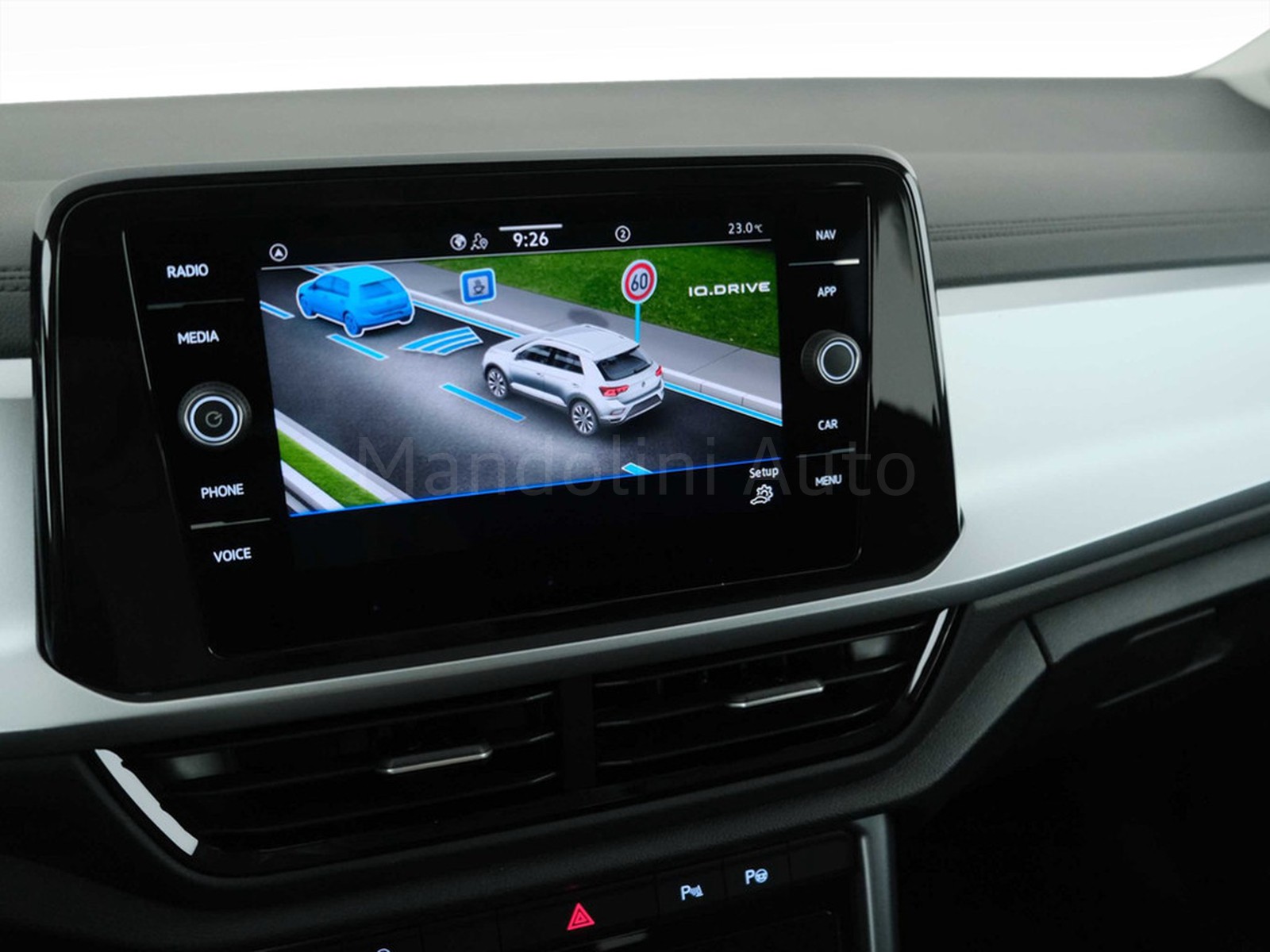 20 - Volkswagen T-Roc 1.0 tsi 115cv sport