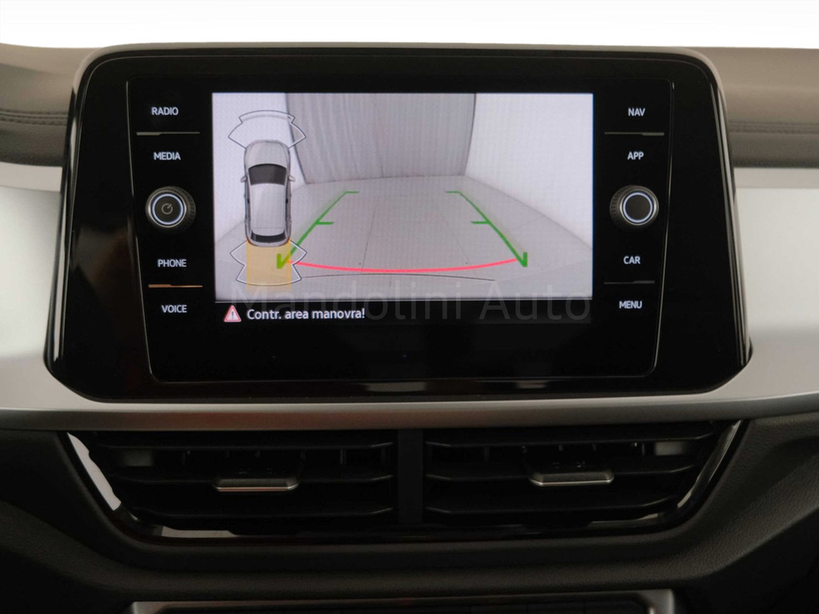 20 - Volkswagen T-Roc 1.0 tsi 115cv edition plus