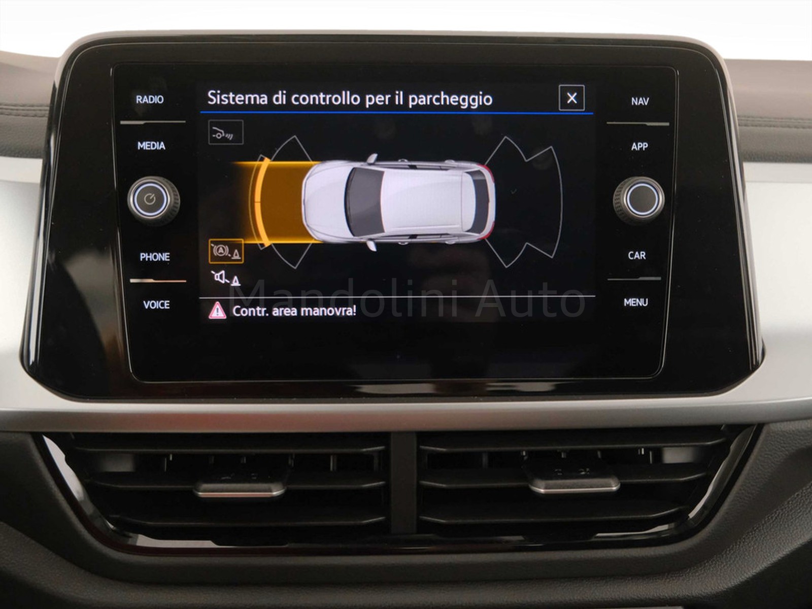 21 - Volkswagen T-Roc 1.0 tsi 115cv edition plus