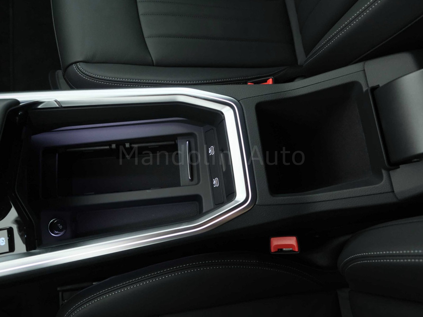 30 - Audi Q8 e-tron 50 business advanced quattro