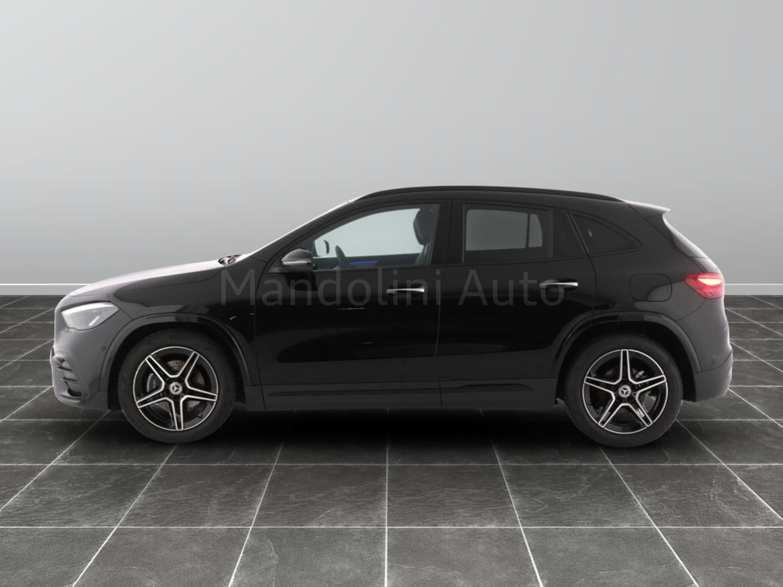 3 - Mercedes GLA 200 d amg line advanced plus 4matic 8g-dct