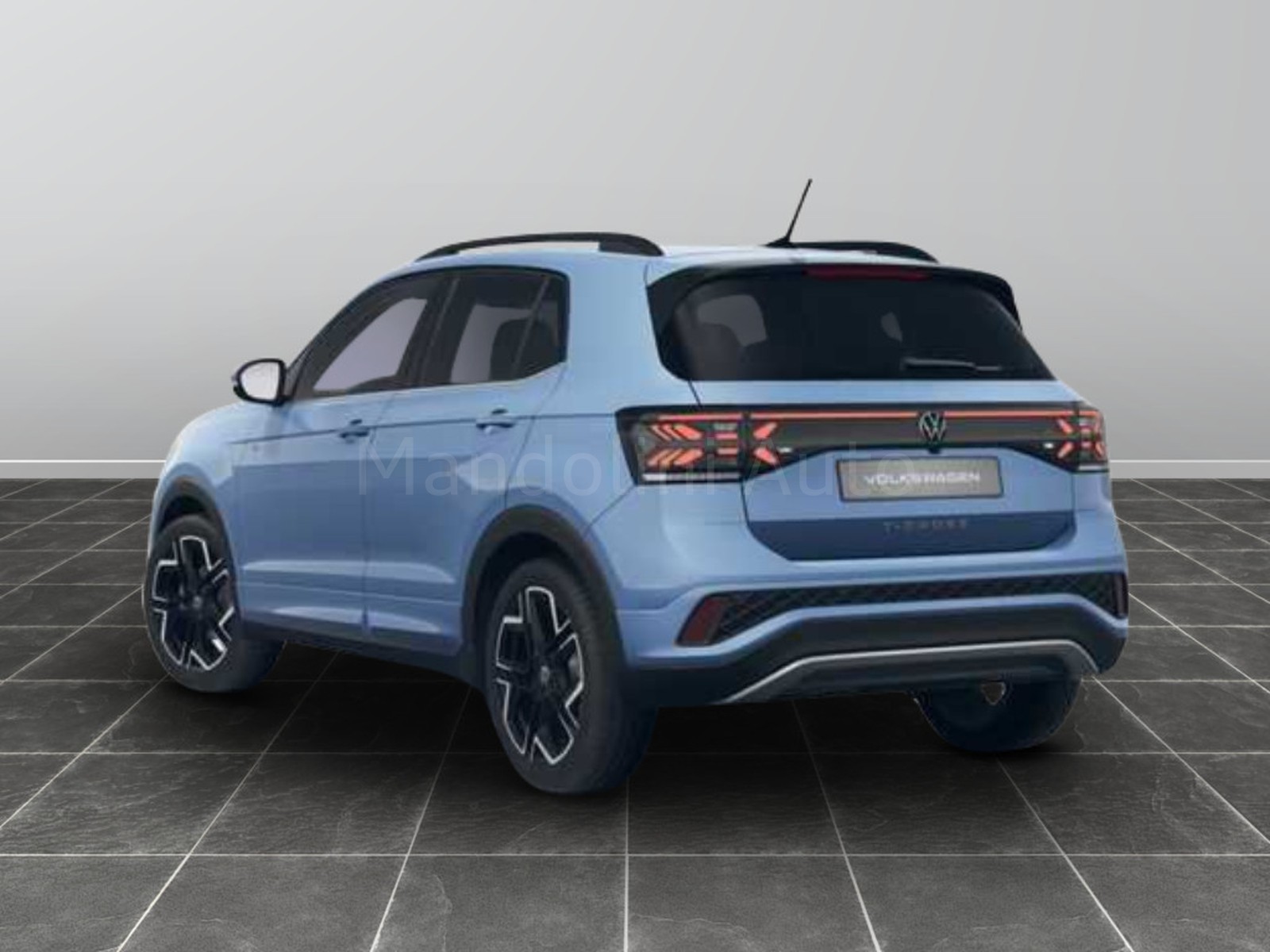 4 - Volkswagen T-Cross 1.0 tsi 115cv r-line plus dsg