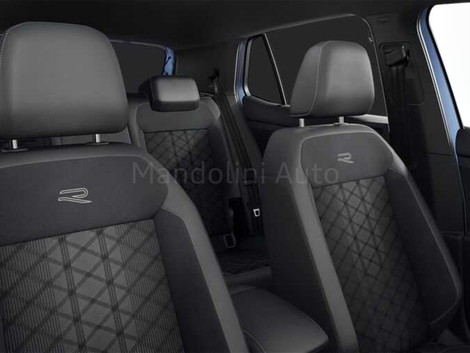 9 - Volkswagen T-Cross 1.0 tsi 115cv r-line plus dsg