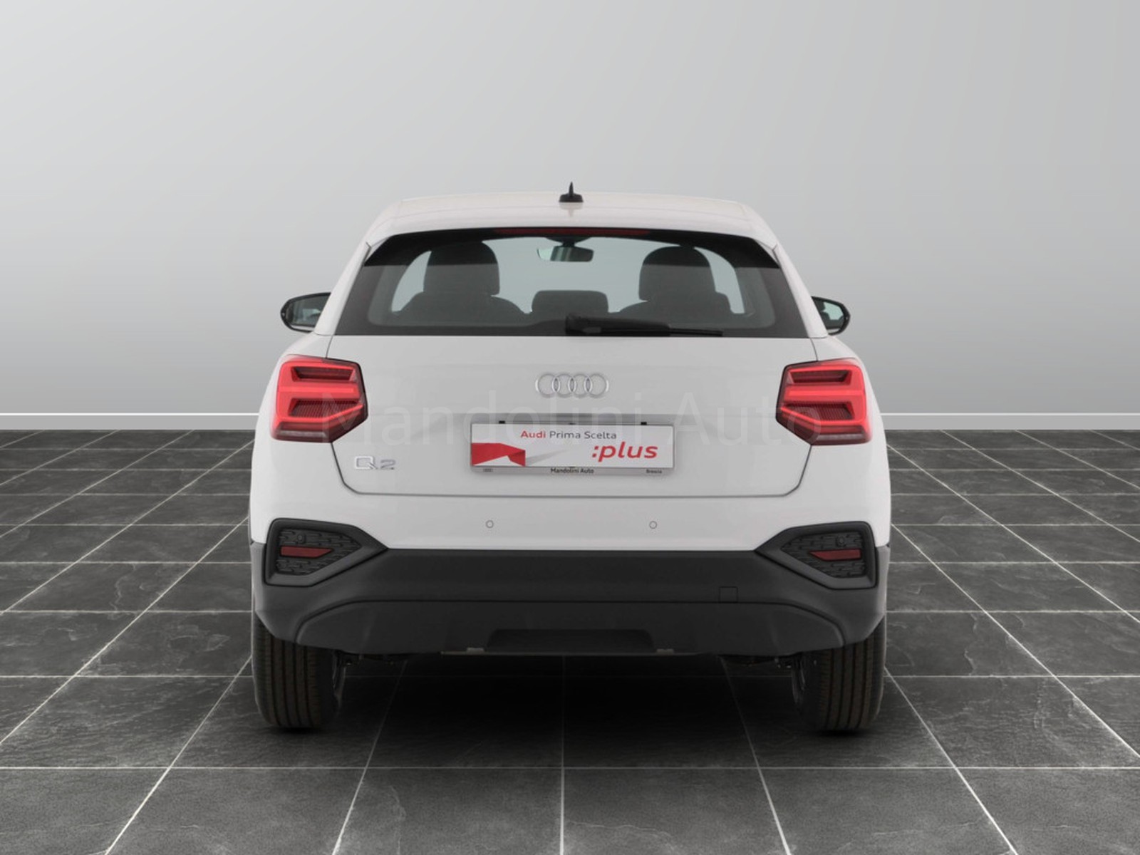 15 - Audi Q2 35 2.0 tdi business s tronic