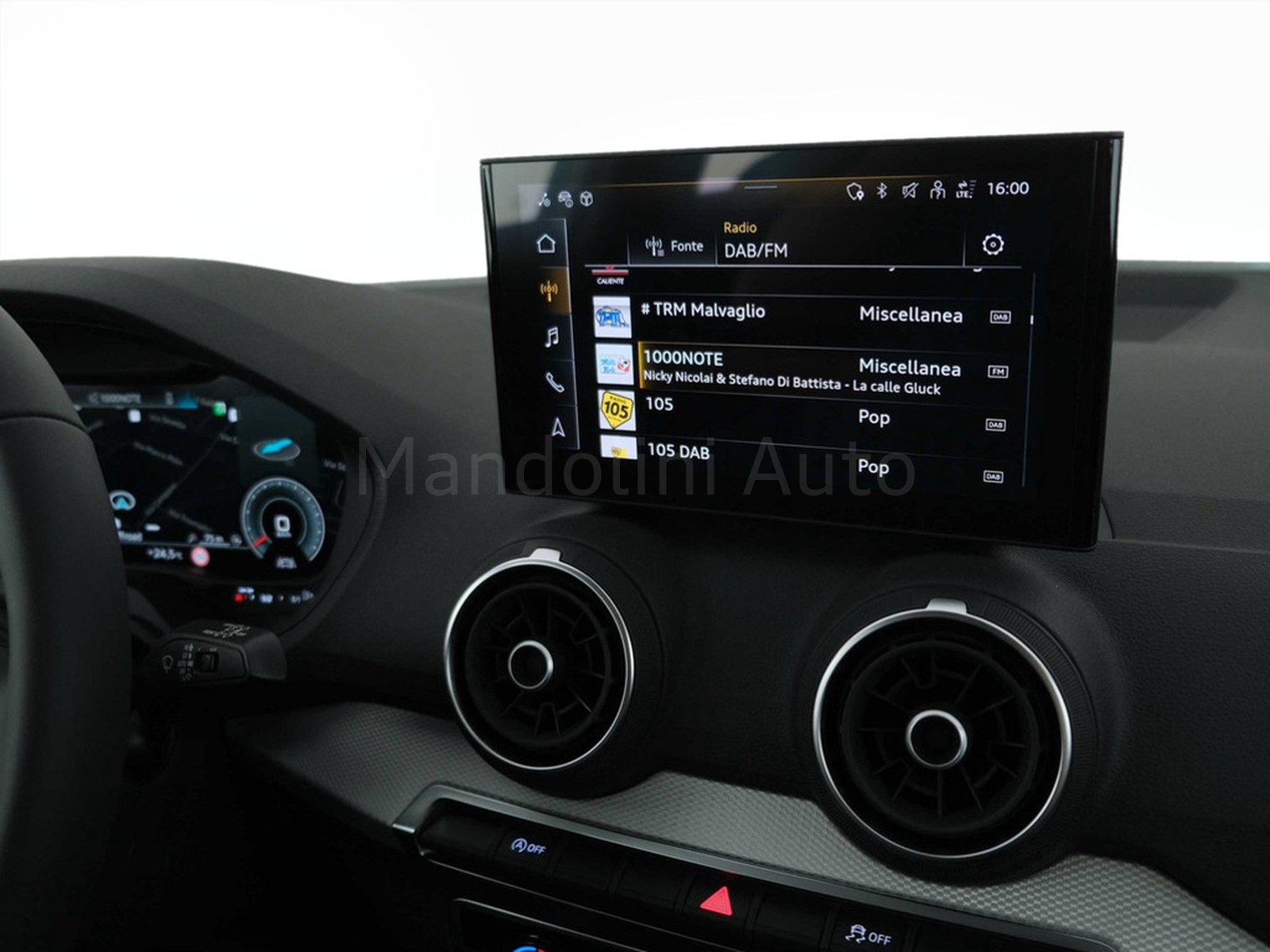 22 - Audi Q2 35 2.0 tdi business s tronic