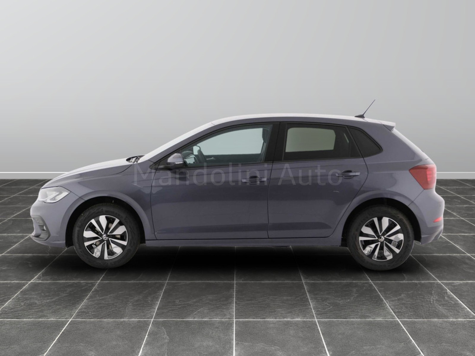 3 - Volkswagen Polo 1.0 evo 80cv edition plus