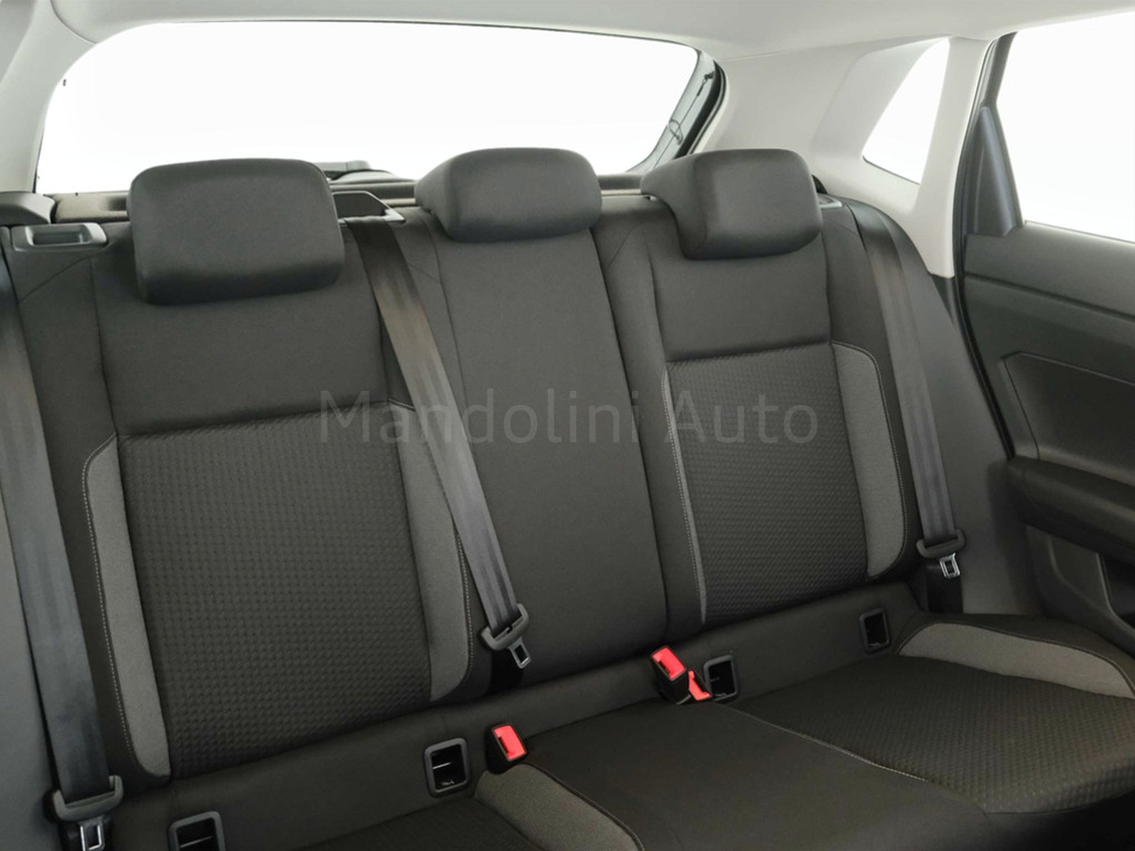 33 - Volkswagen Polo 1.0 evo 80cv edition plus