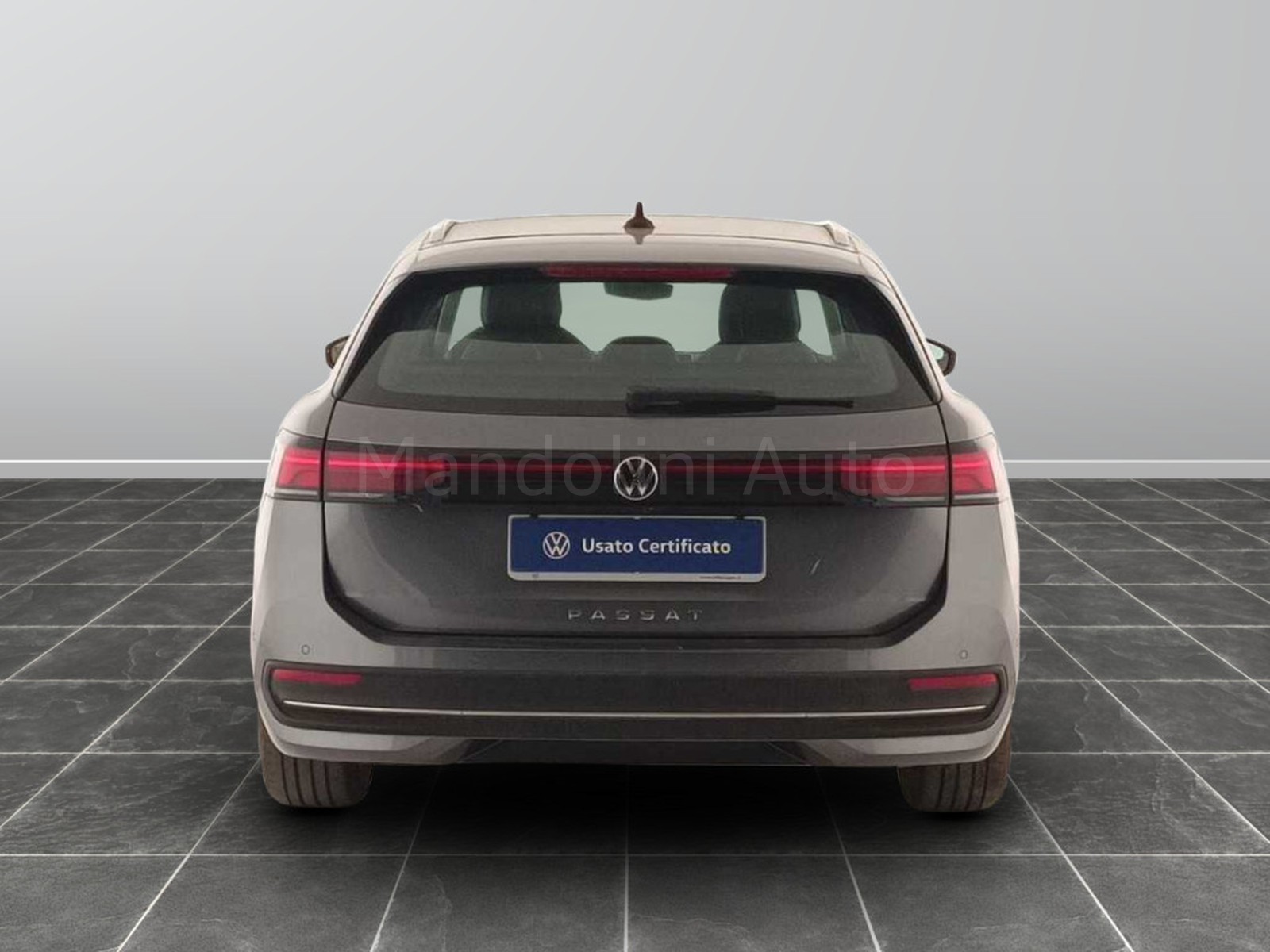 5 - Volkswagen Passat 2.0 tdi scr evo 150cv business