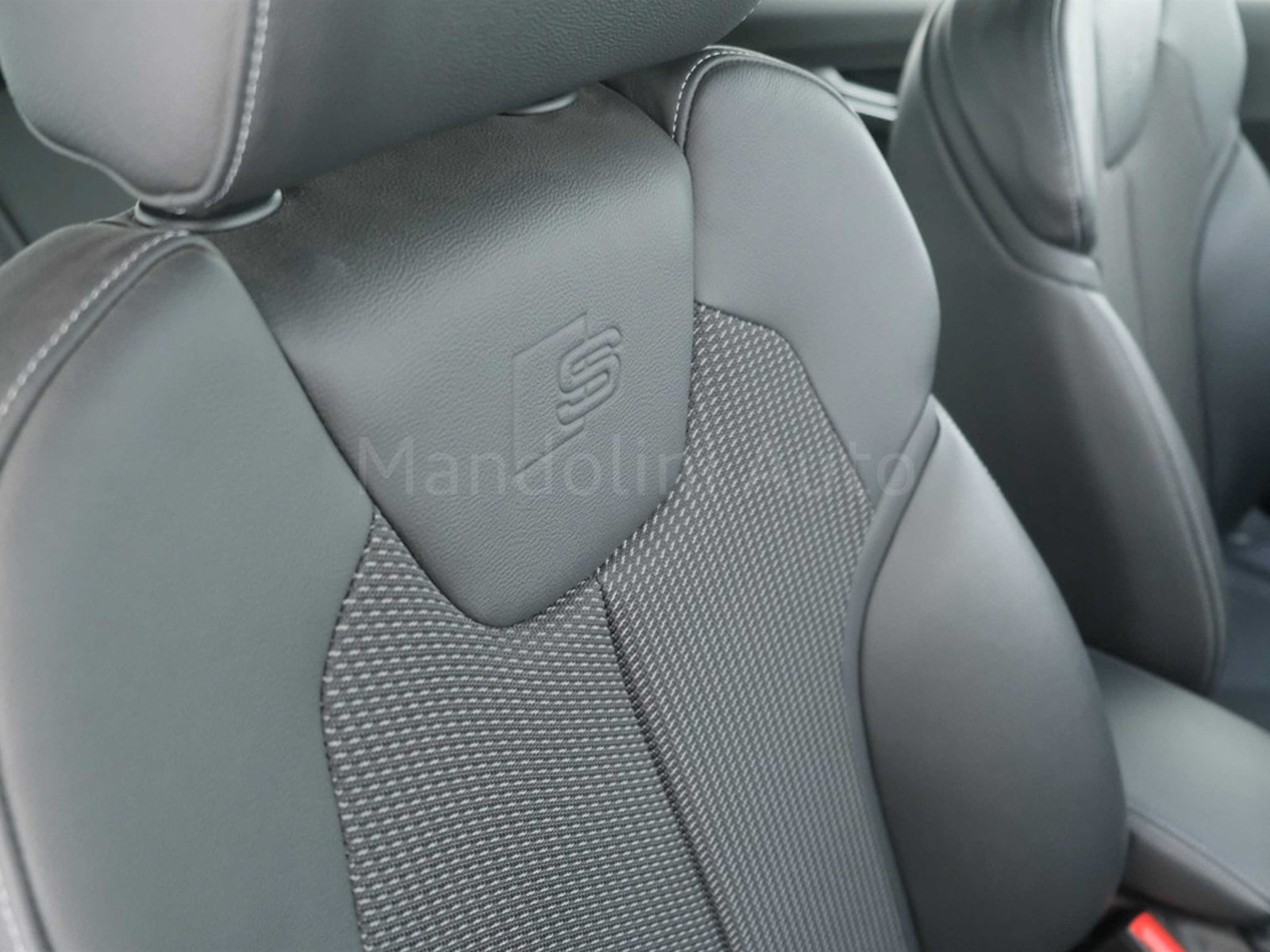 32 - Audi SQ2 s2.0 tfsi quattro s tronic