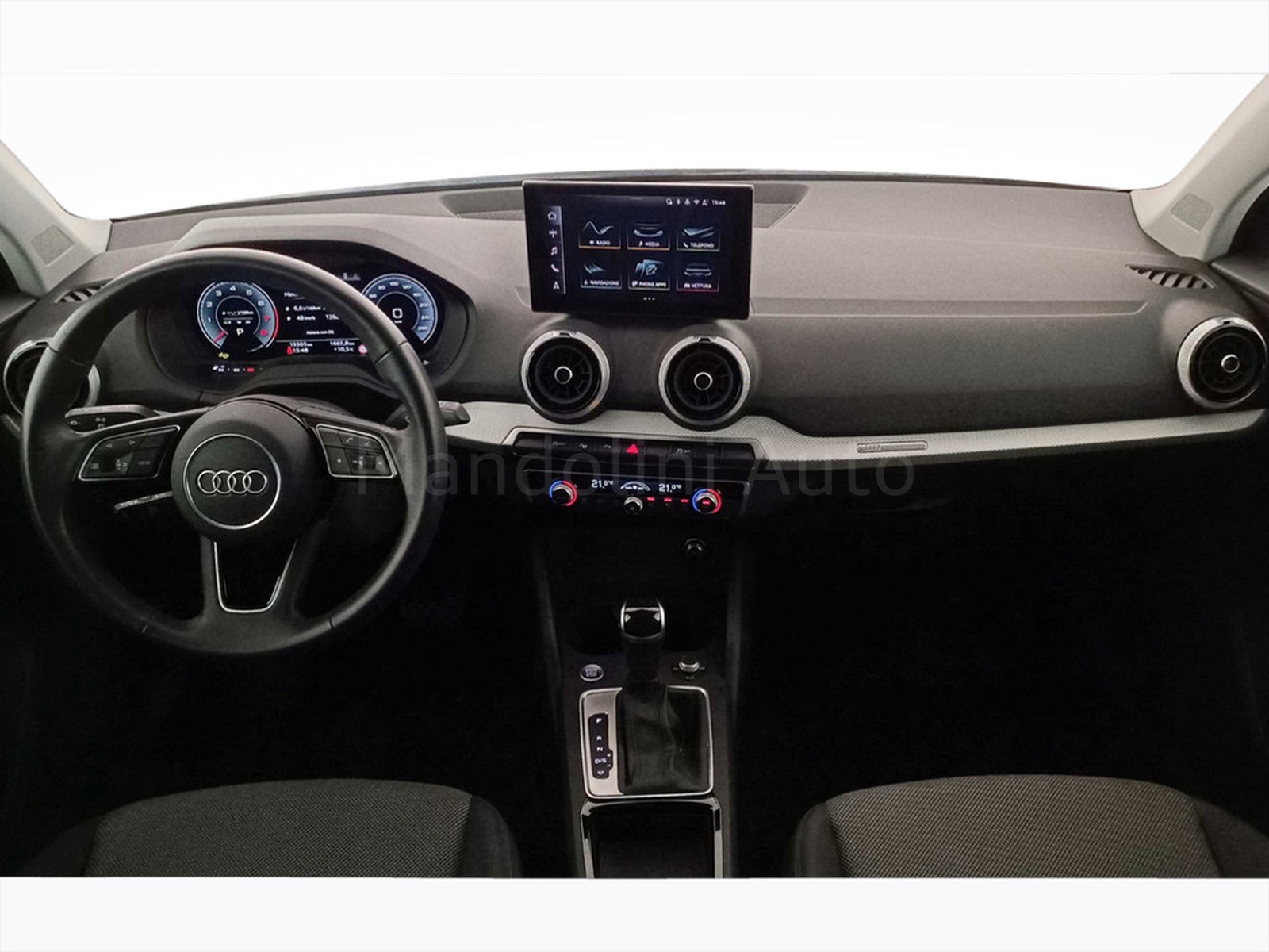 17 - Audi Q2 35 1.5 tfsi s line edition s tronic