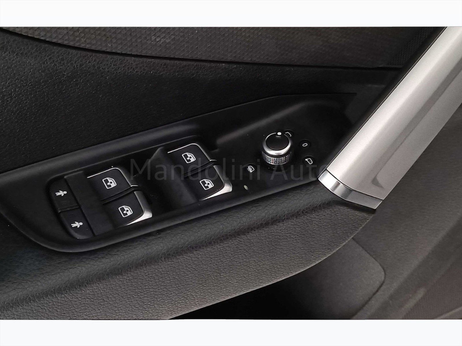 22 - Audi Q2 35 1.5 tfsi s line edition s tronic