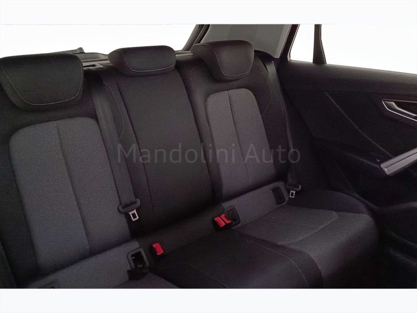 34 - Audi Q2 35 1.5 tfsi s line edition s tronic