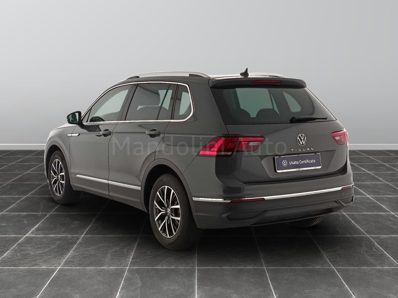 2 - Volkswagen Tiguan 2.0 tdi scr 150cv life dsg