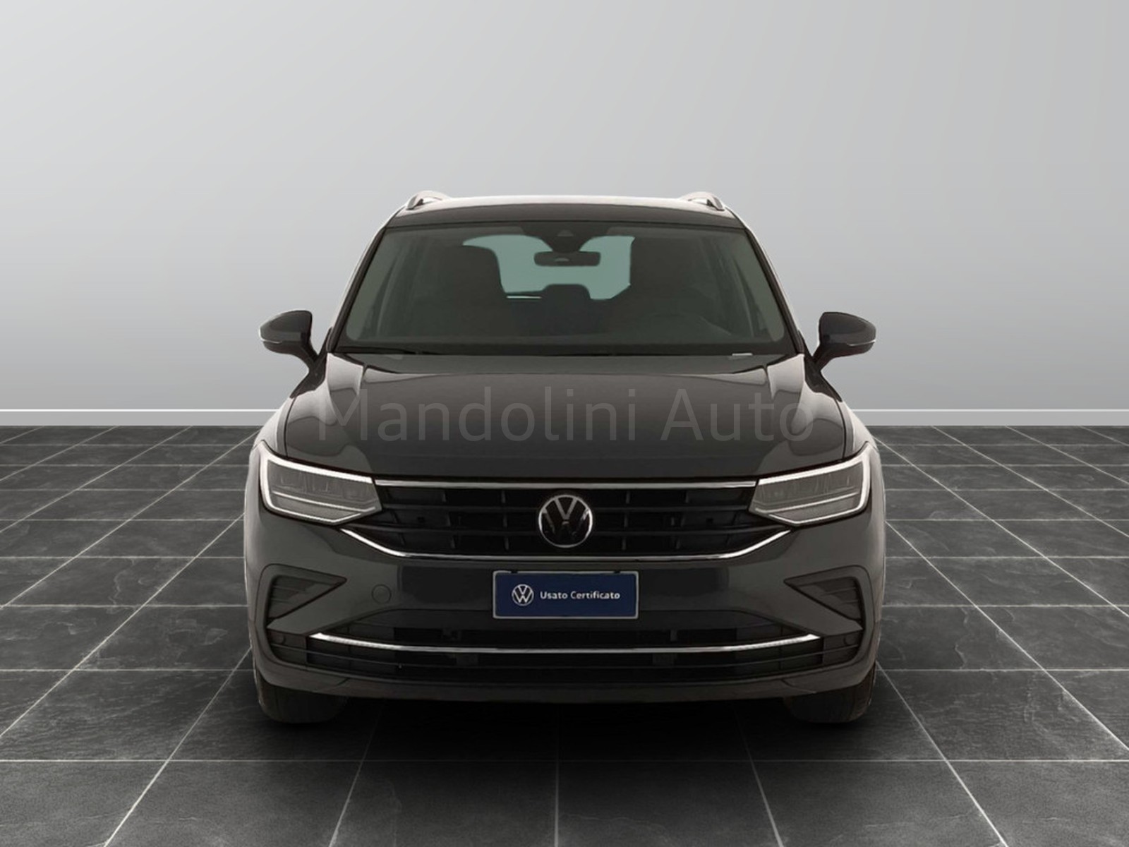 4 - Volkswagen Tiguan 2.0 tdi scr 150cv life dsg