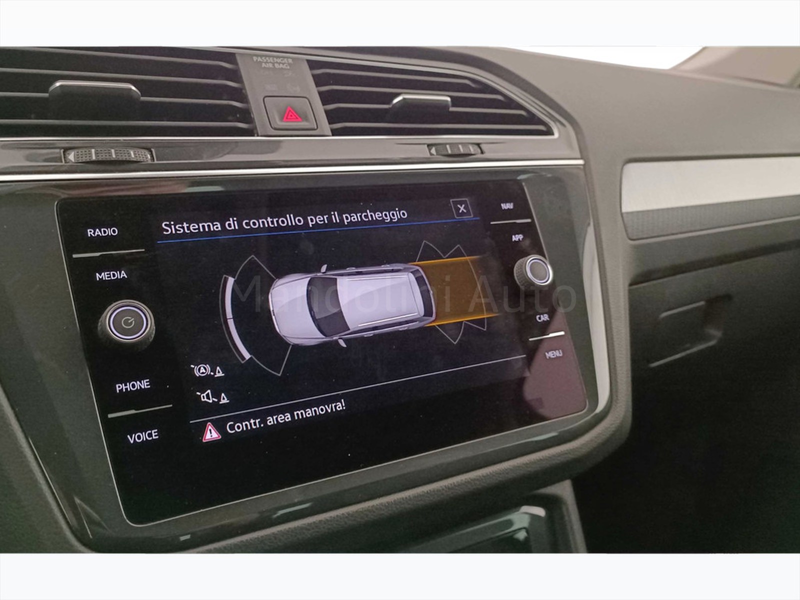 18 - Volkswagen Tiguan 2.0 tdi scr 150cv life dsg