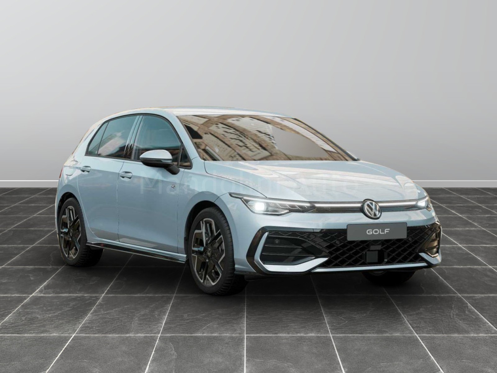 4 - Volkswagen Golf 2.0 tdi scr 150cv r-line plus dsg