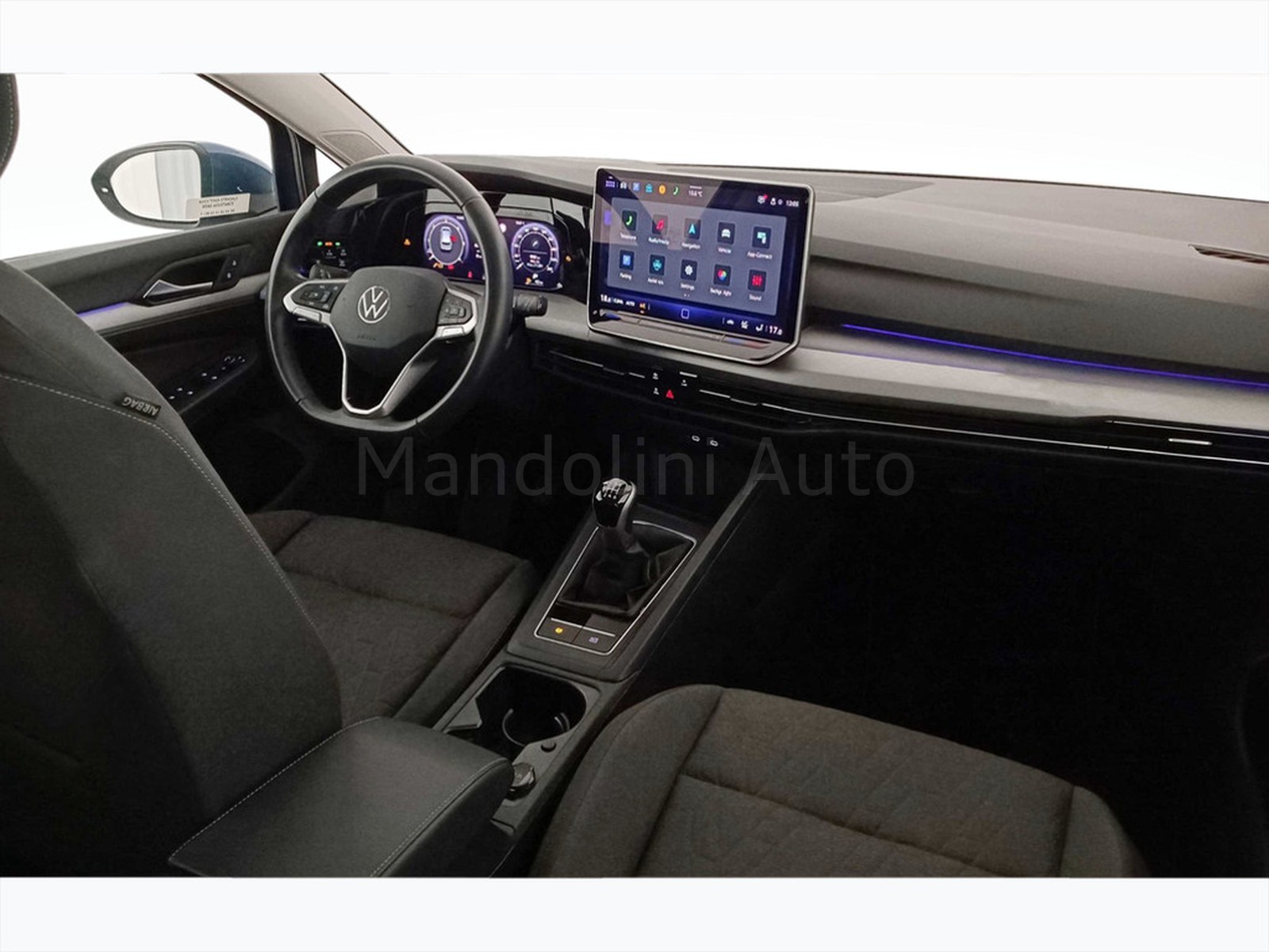 6 - Volkswagen Golf 2.0 tdi scr 115cv life