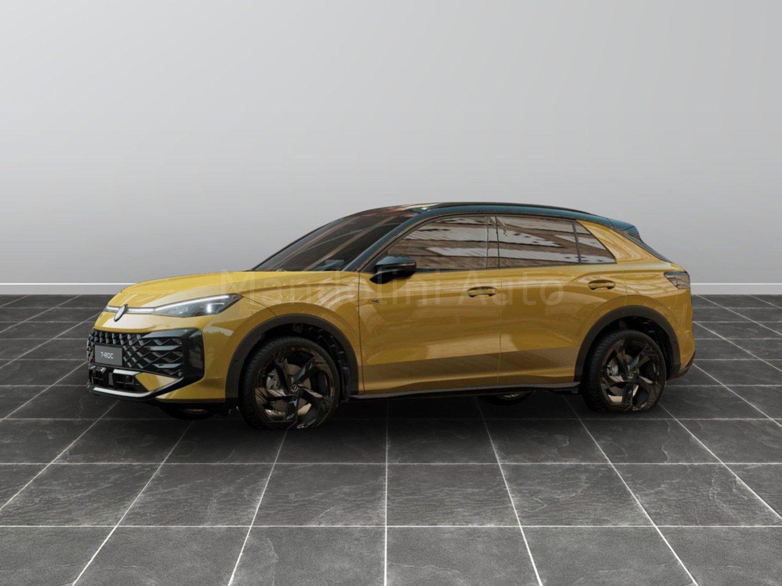 2 - Volkswagen T-Roc 1.5 etsi act 150cv r-line dsg
