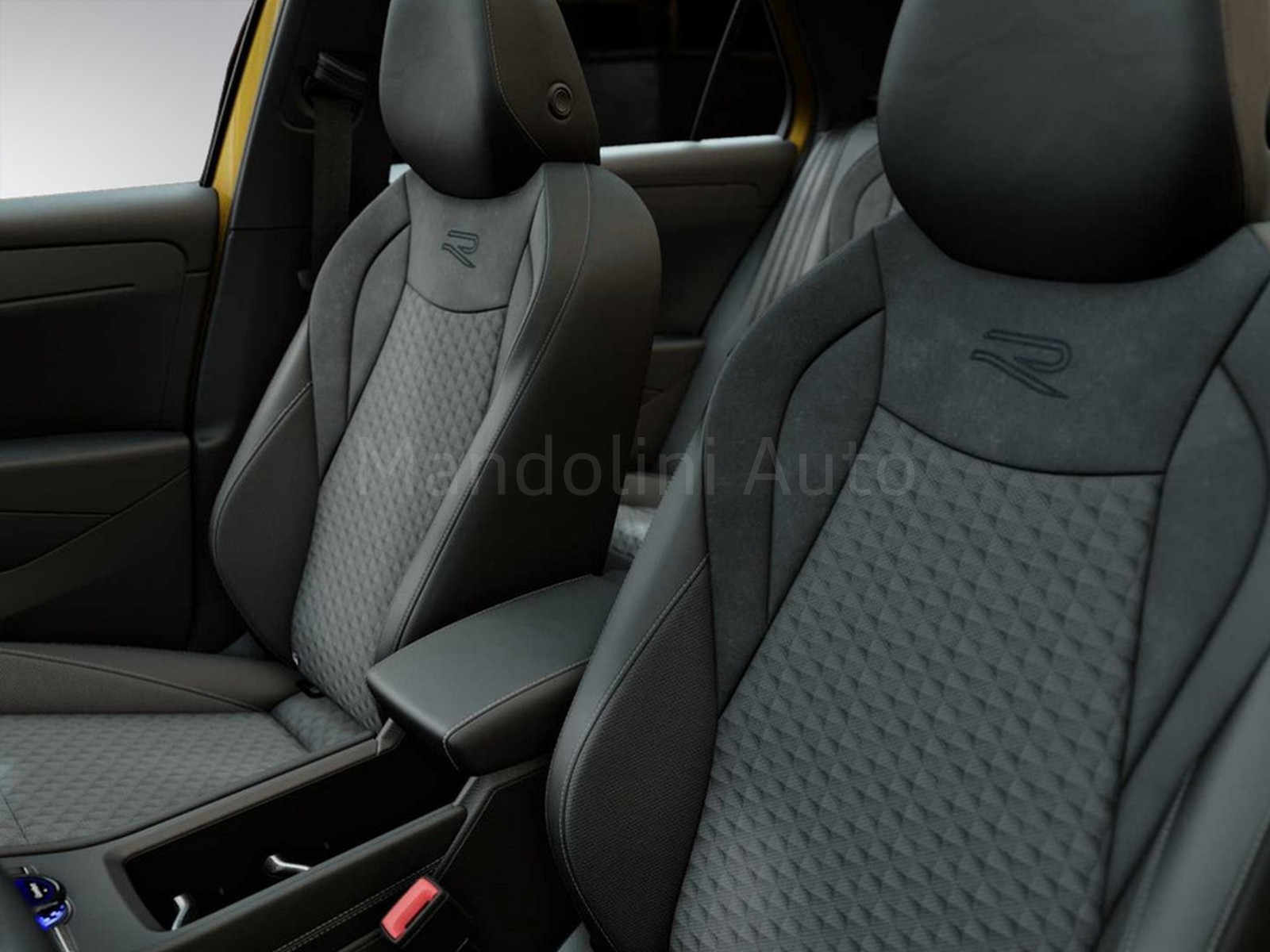 8 - Volkswagen T-Roc 1.5 etsi act 150cv r-line dsg