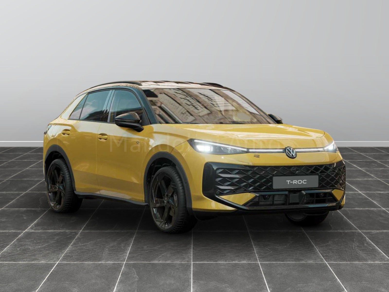 4 - Volkswagen T-Roc 1.5 etsi act 150cv r-line dsg