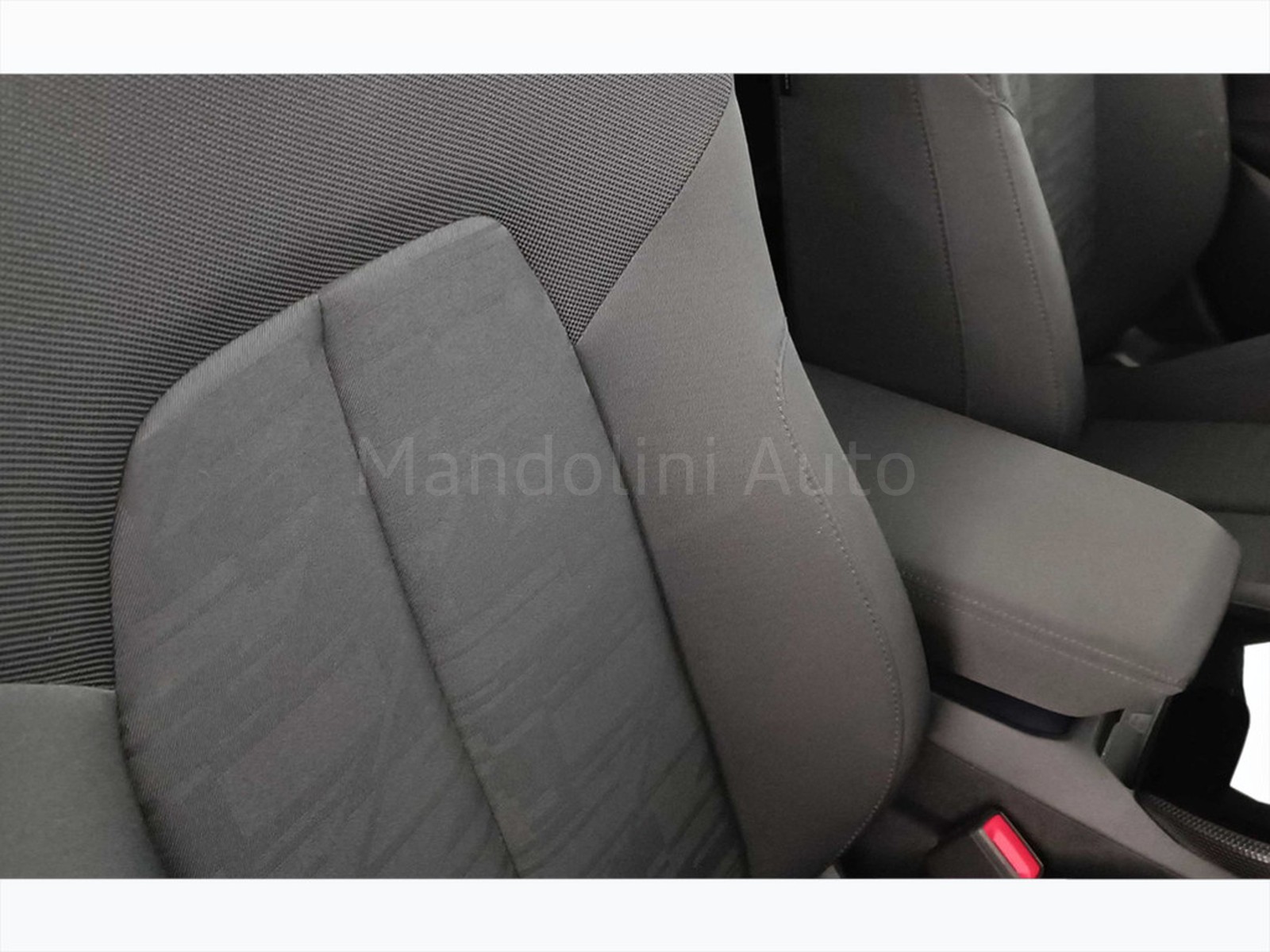 28 - Audi A5 avant 2.0 tdi mhev+ 204cv business advanced