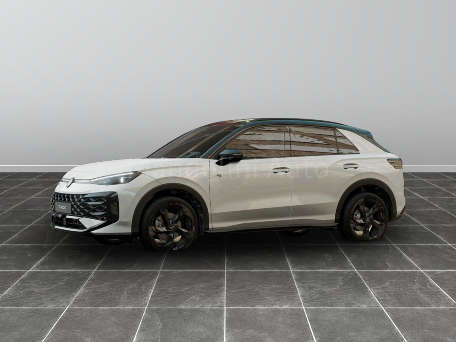 2 - Volkswagen T-Roc 1.5 etsi act 150cv r-line dsg