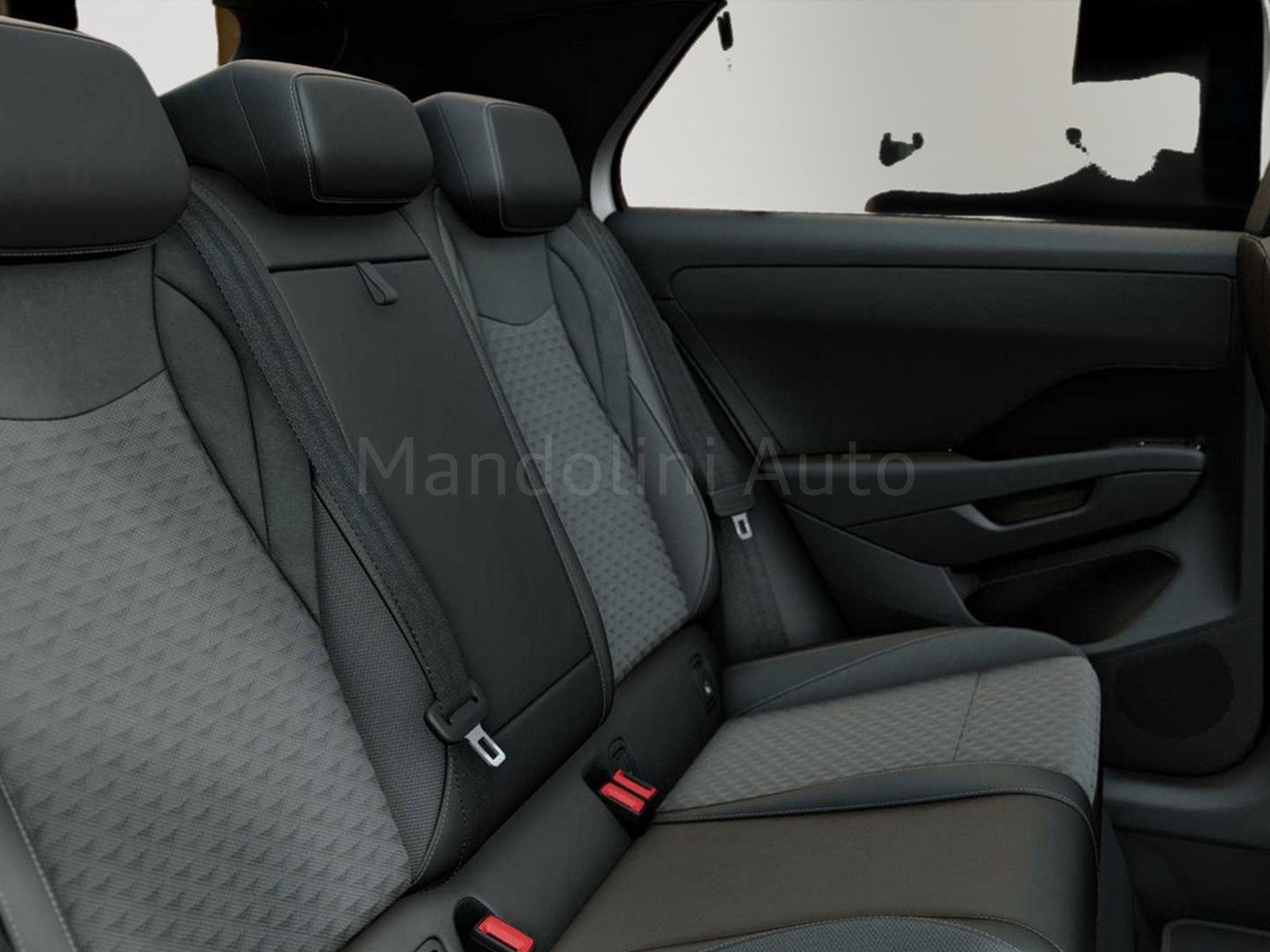 9 - Volkswagen T-Roc 1.5 etsi act 150cv r-line dsg