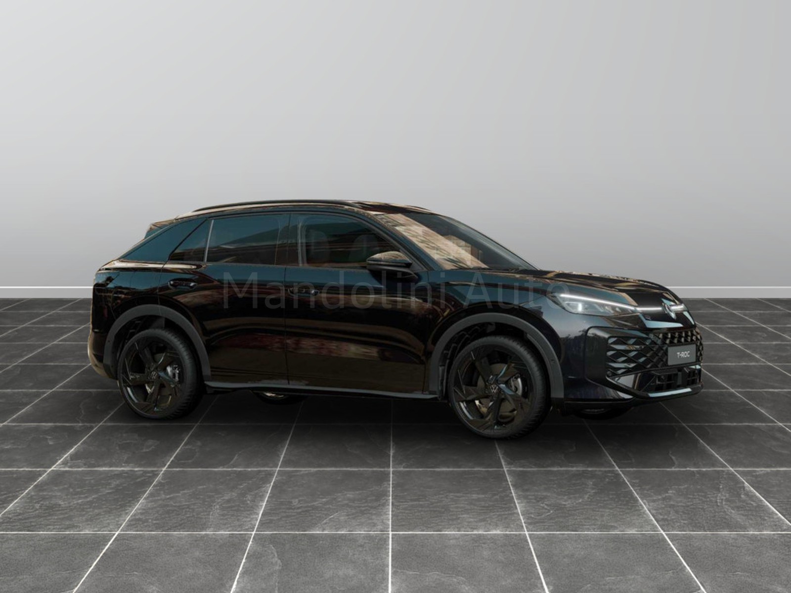 3 - Volkswagen T-Roc 1.5 etsi act 150cv r-line dsg
