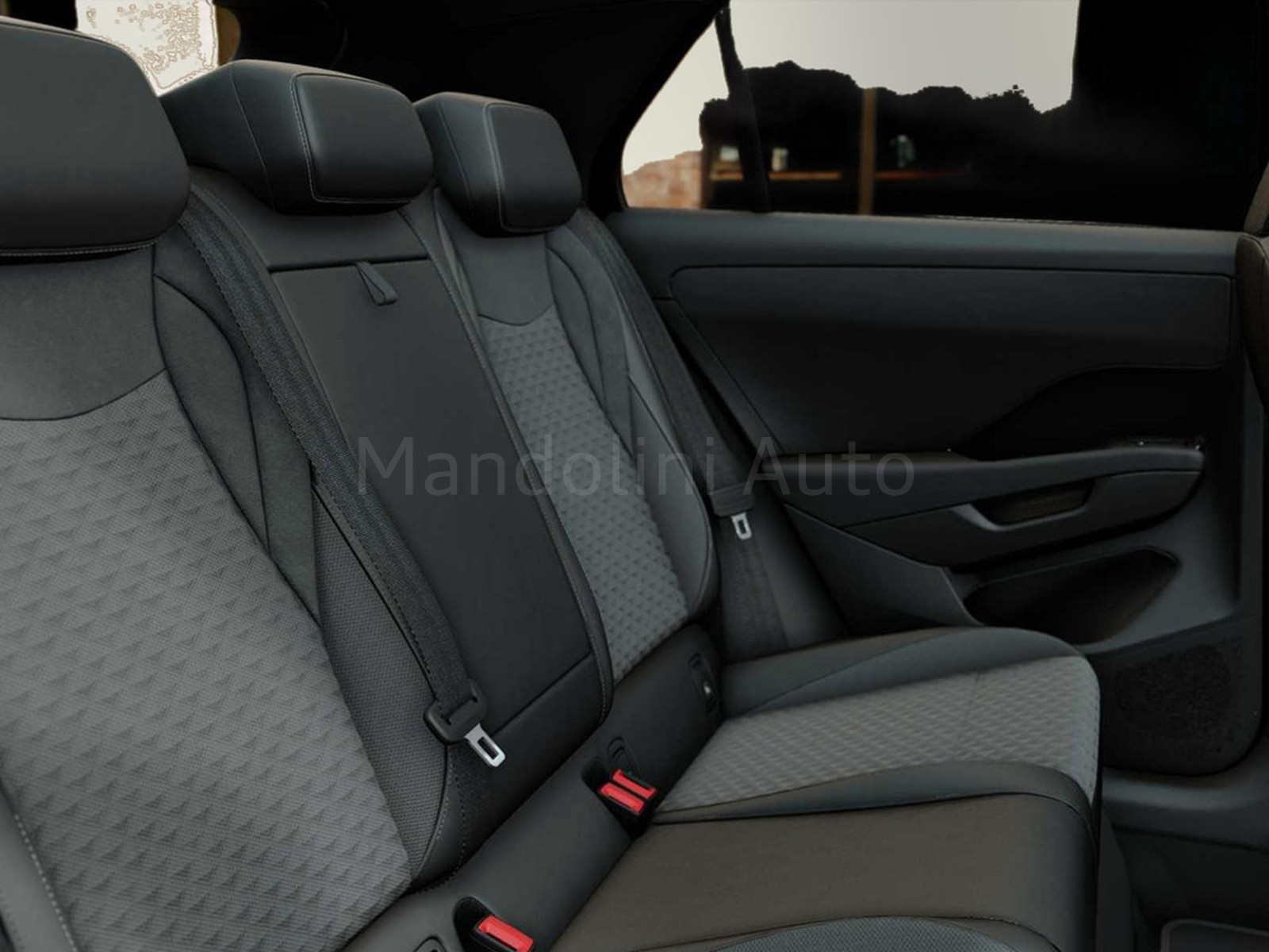 9 - Volkswagen T-Roc 1.5 etsi act 150cv r-line dsg