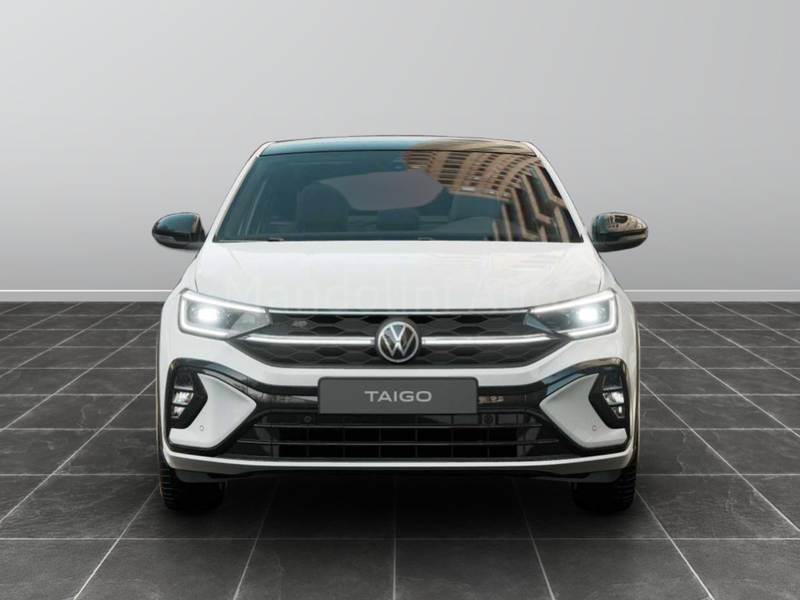 5 - Volkswagen Taigo 1.0 tsi 115cv r-line plus dsg