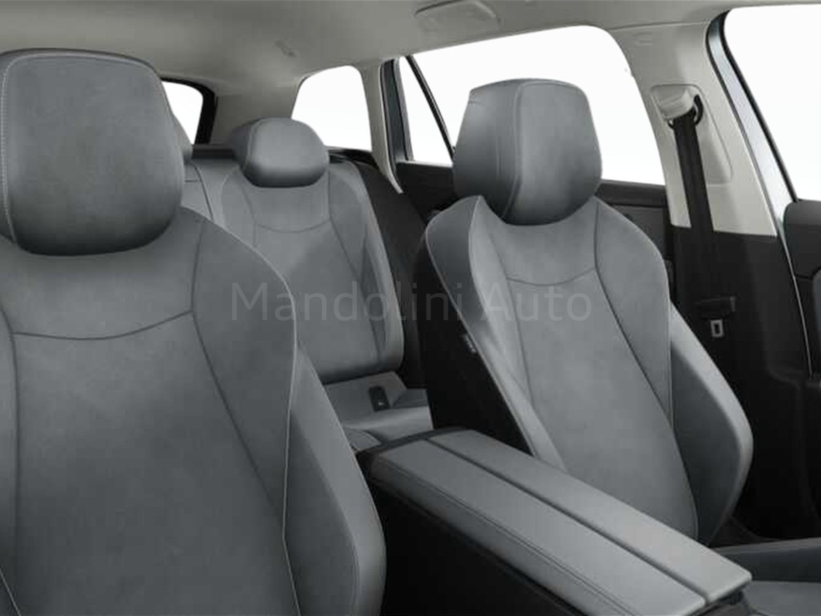 9 - Volkswagen Passat 2.0 tdi scr evo 150cv business dsg