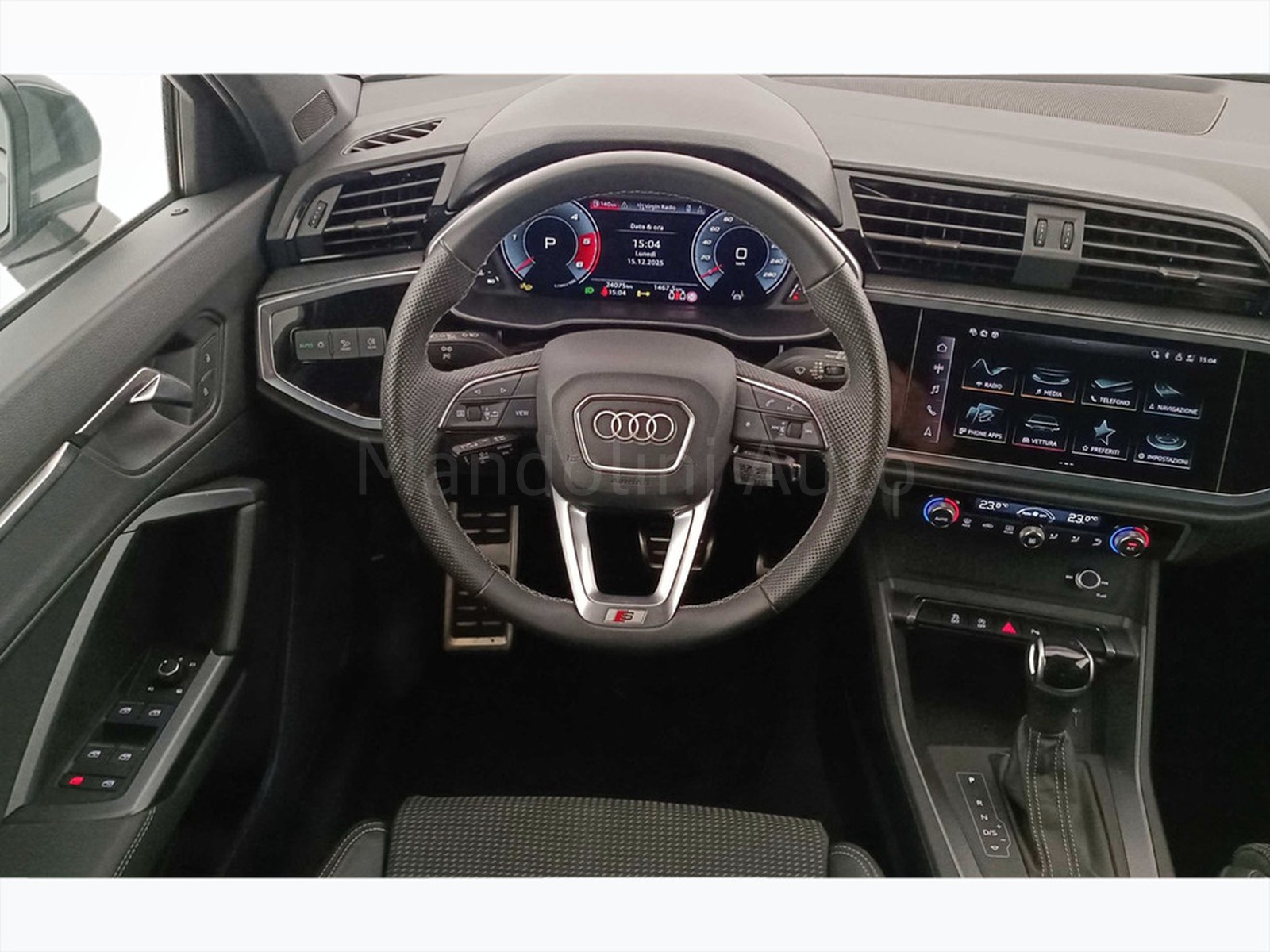 4 - Audi Q3 35 2.0 tdi s line edition s tronic