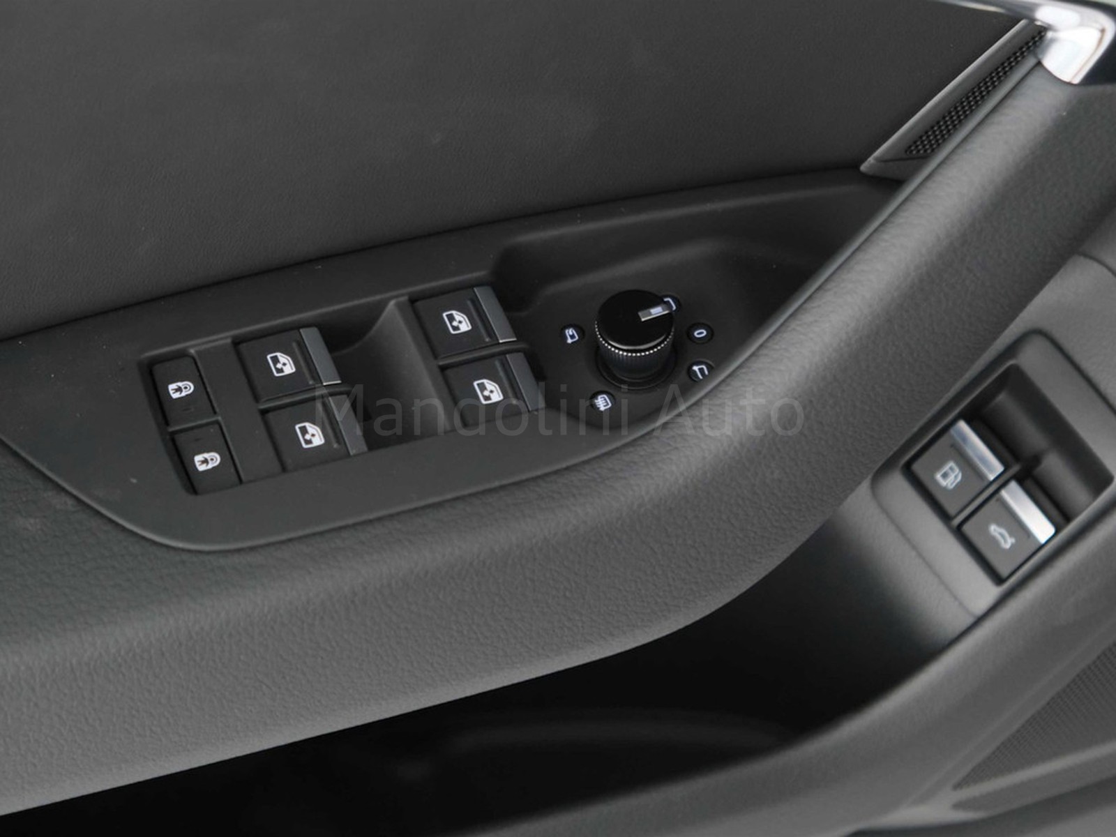 24 - Audi A6 avant 50 2.0 tfsi e business advanced quattro ultra s tronic