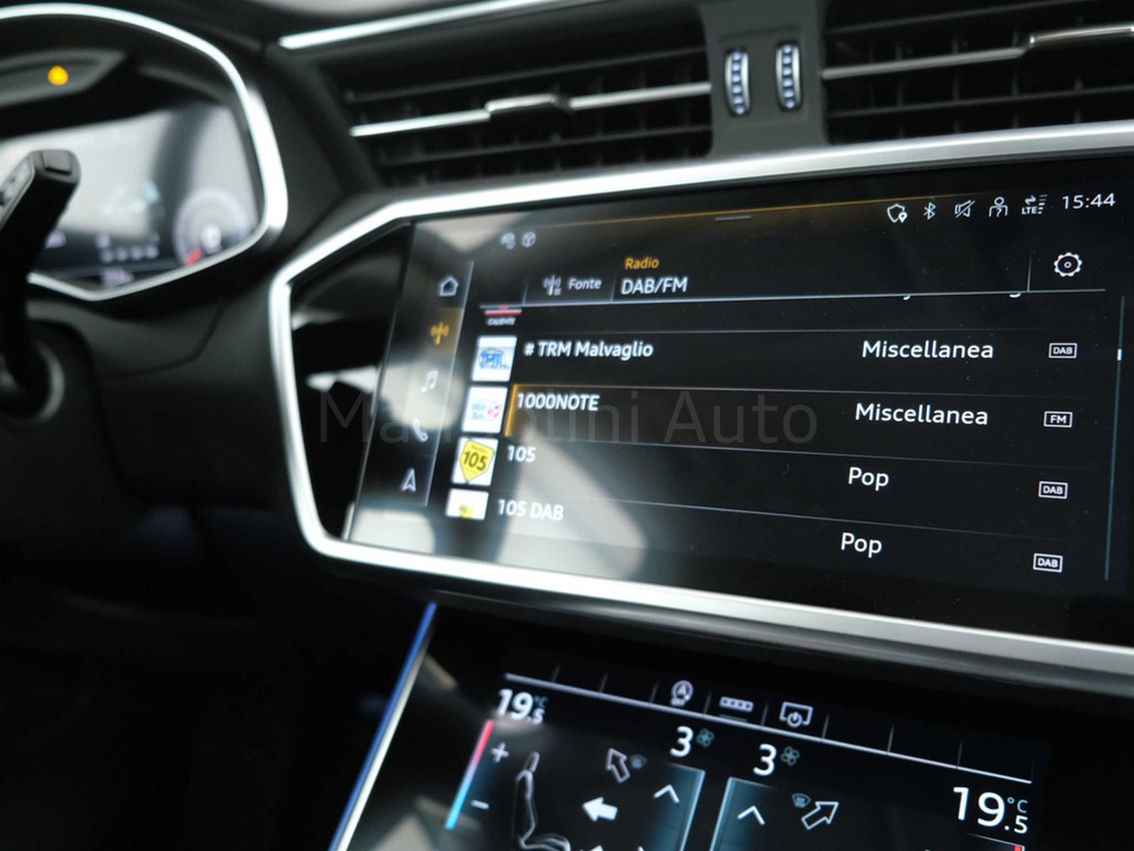 22 - Audi A6 avant 35 2.0 tdi mhev business design s tronic