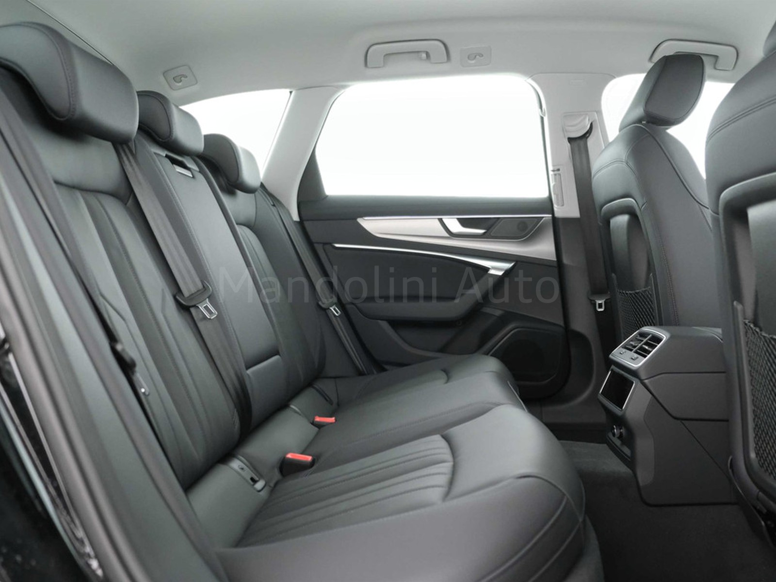 34 - Audi A6 avant 35 2.0 tdi mhev business design s tronic